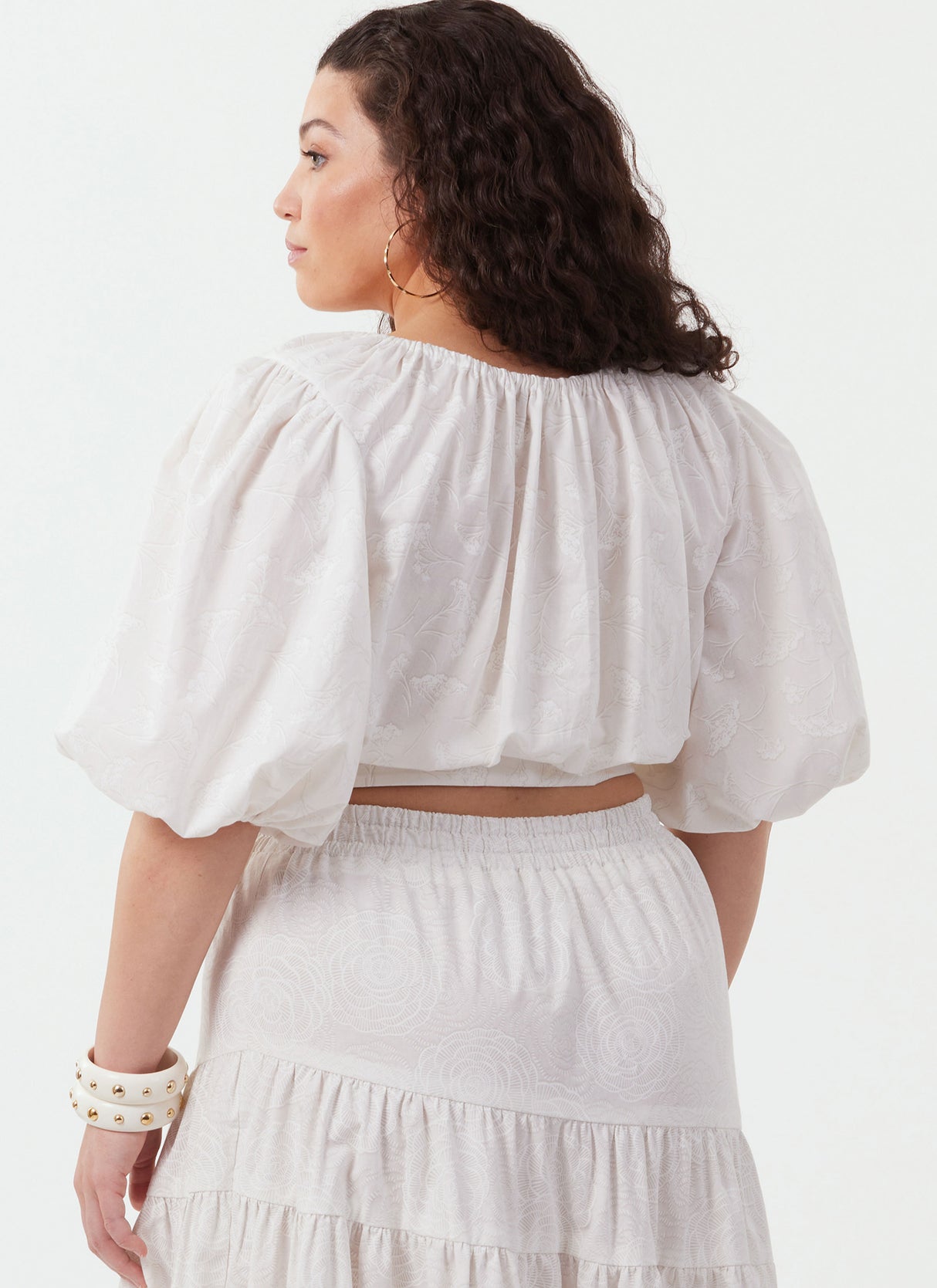 Patron McCall's n°8483 - Hauts et jupes pour femmes