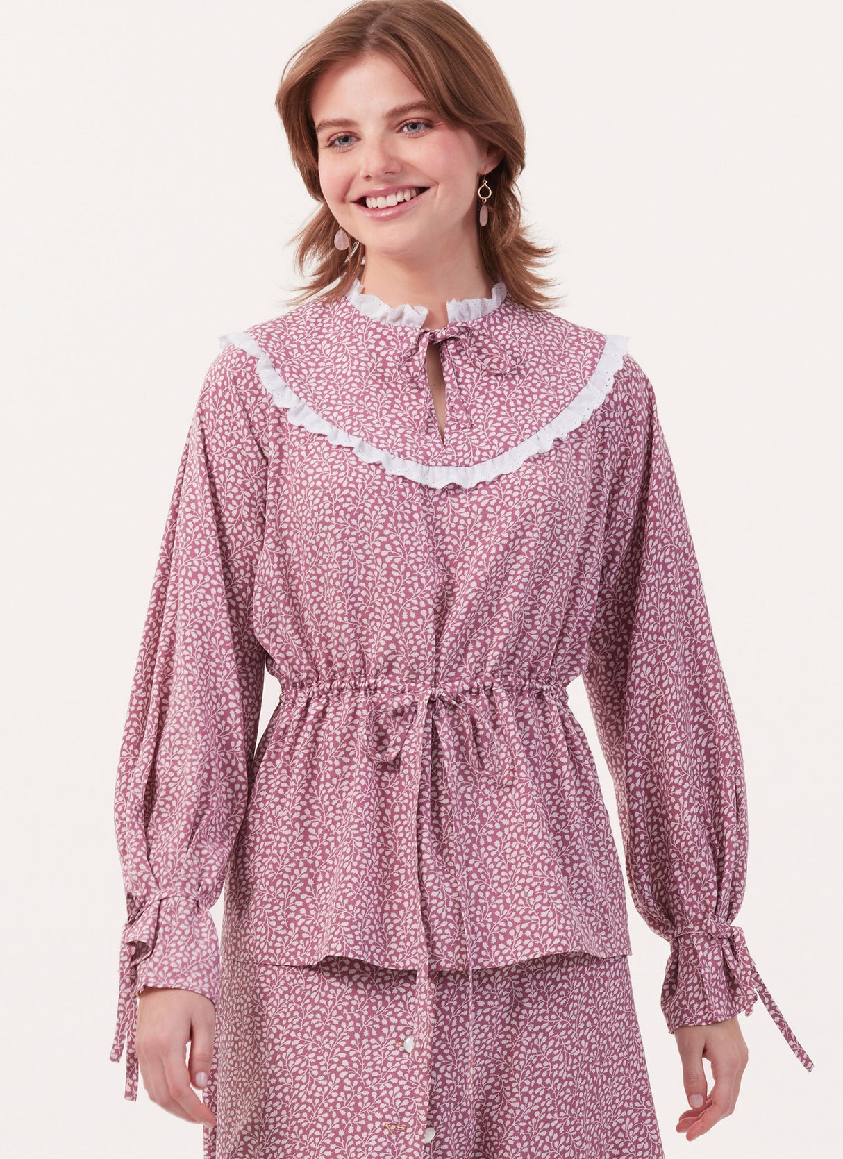 Patron McCall's n°8490 - Hauts et jupes vintage pour femmes