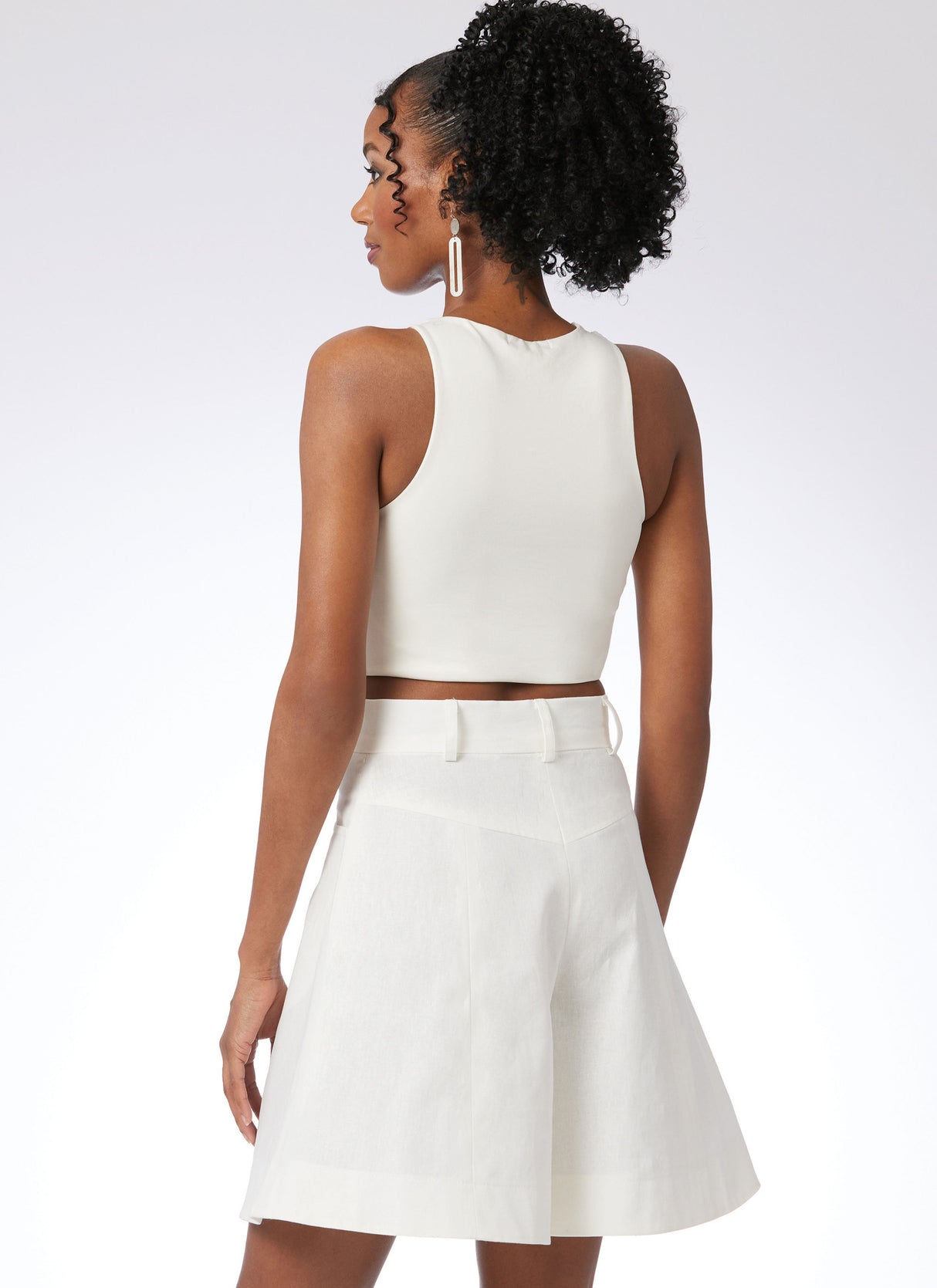 Patron McCall's n°8511 - Shorts et pantalons pour femmes