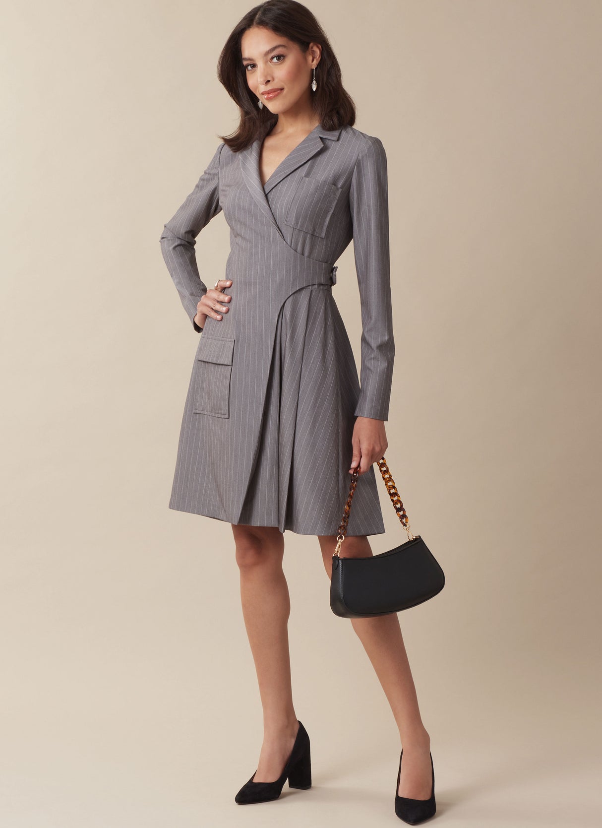 Patron McCall's n°8528 - Robe blazer