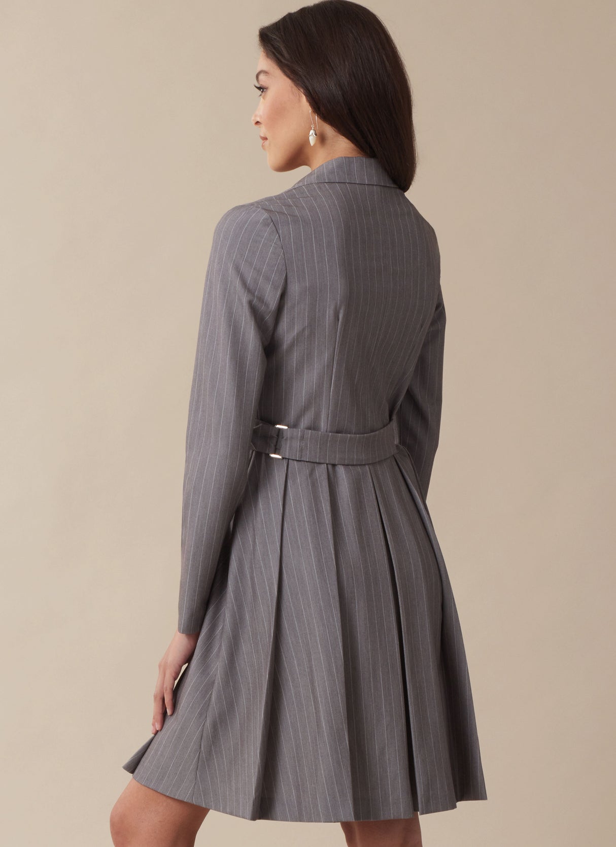 Patron McCall's n°8528 - Robe blazer