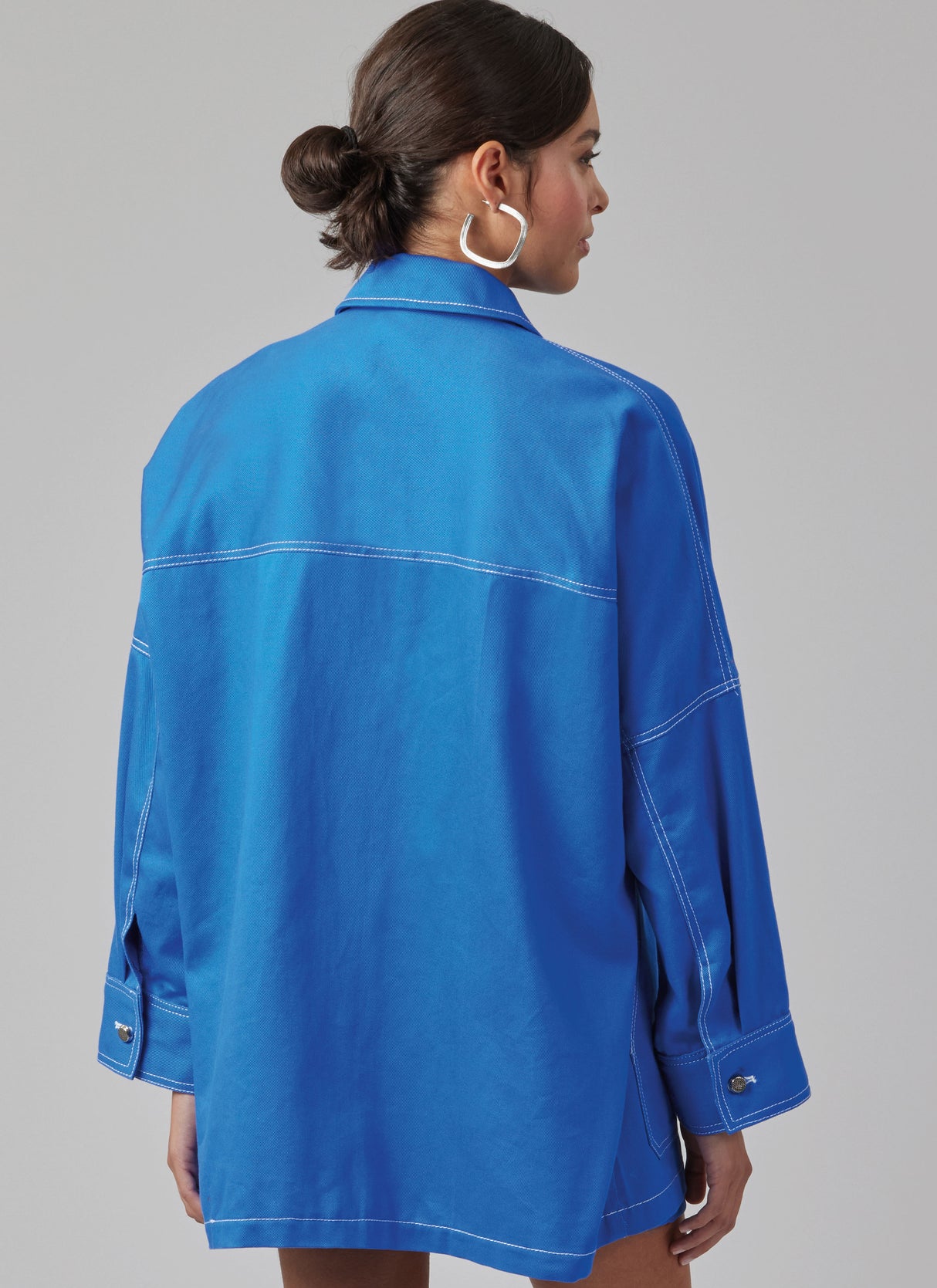 Patron McCall's n°8561 - Veste boutonnée deux longueurs et jupe