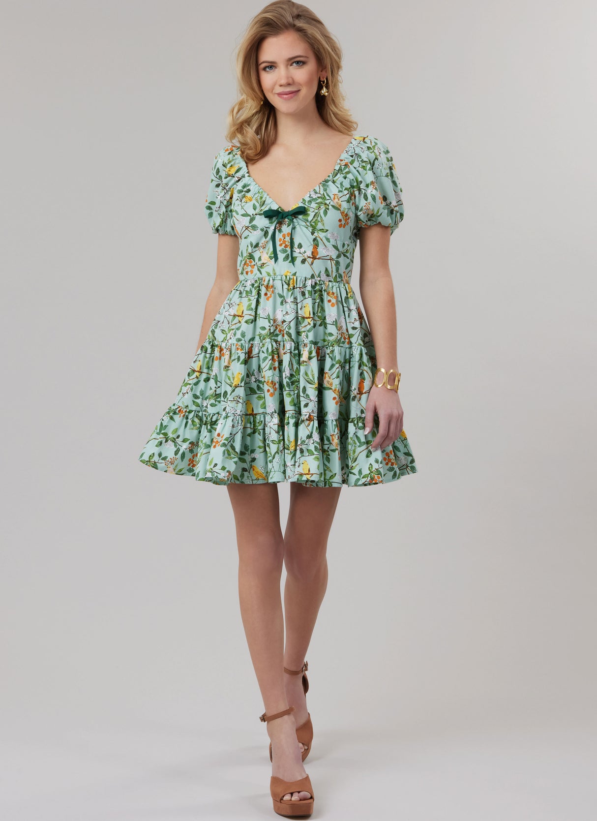 Patron McCall's n°8575 - Robe empire à volants