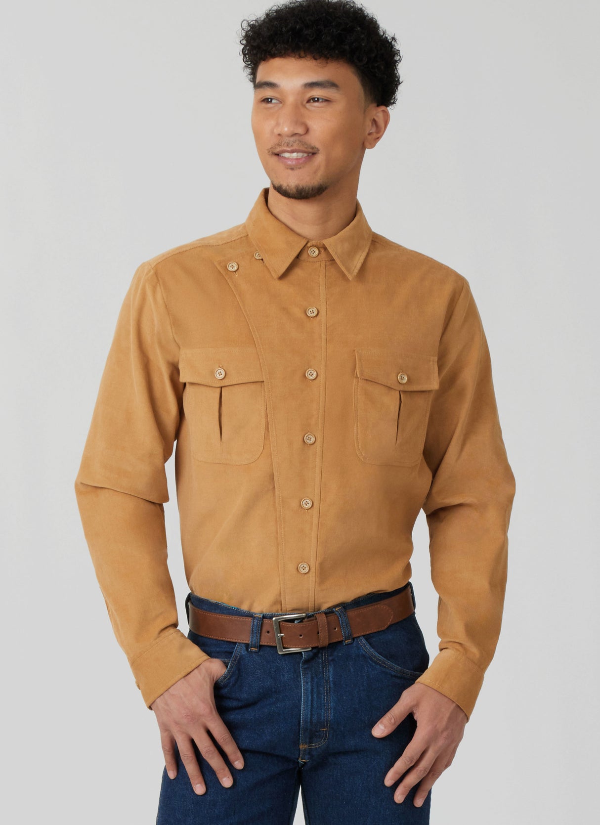 Patron McCall's n°8615 - Chemise unisexe boutonnée
