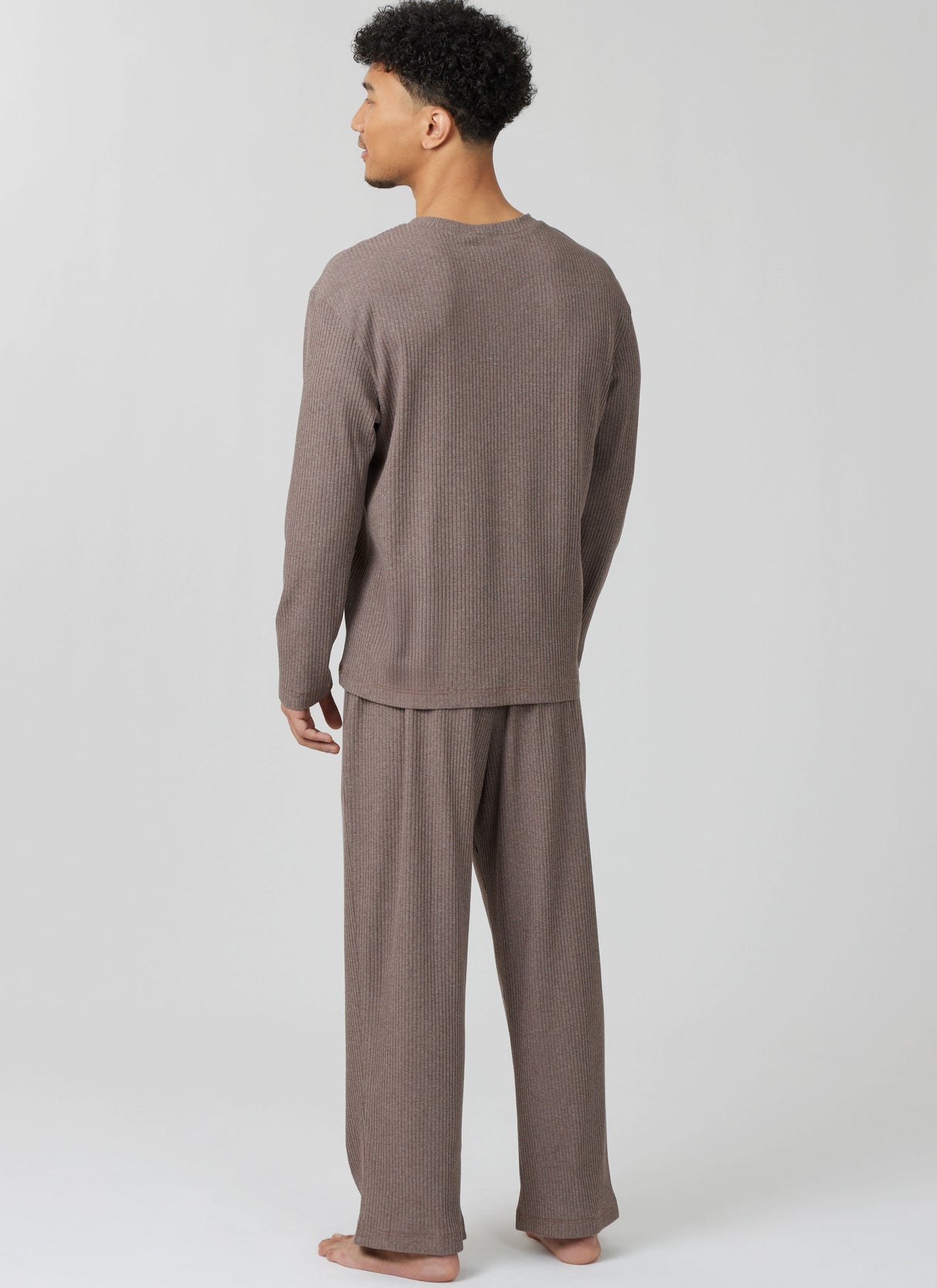 Patron McCall's n°8616 - Pyjama & tenue de détente