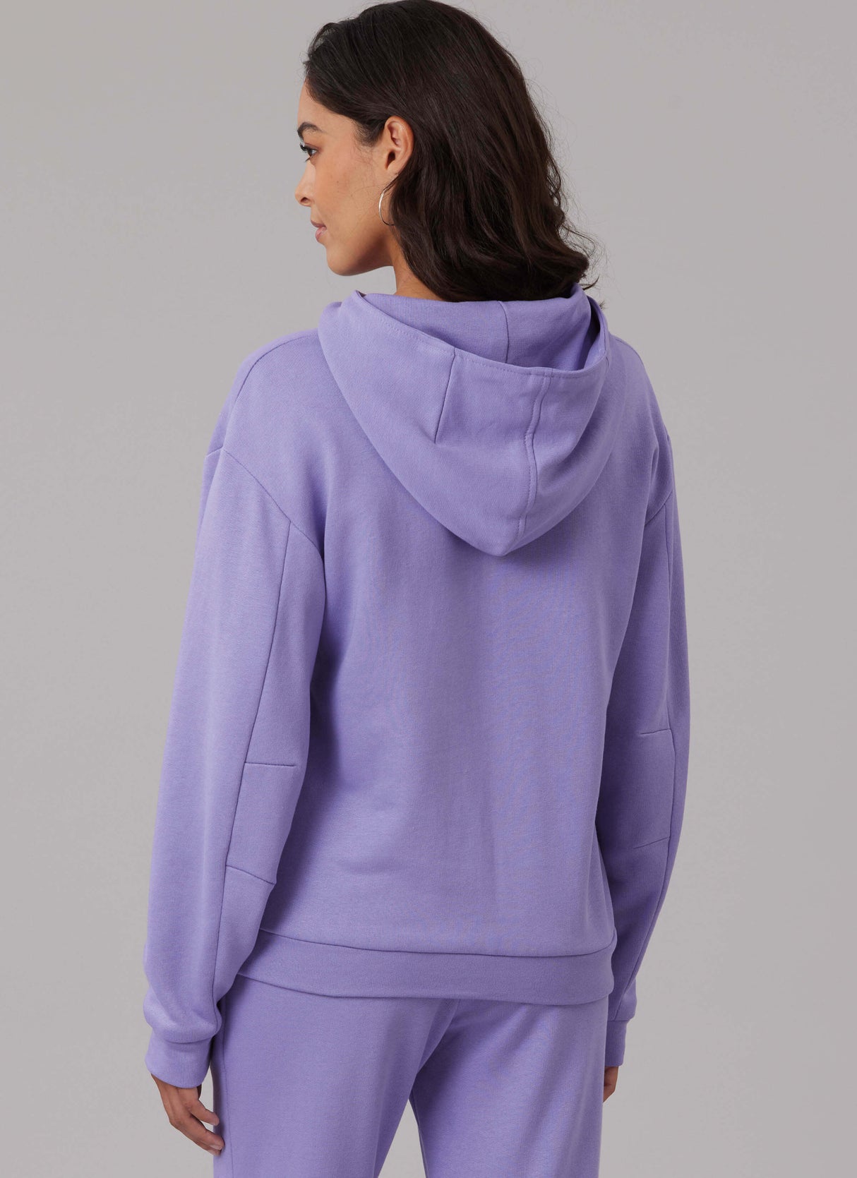 Patron McCall's n°8633 – Sweat-shirt et sweat à capuche