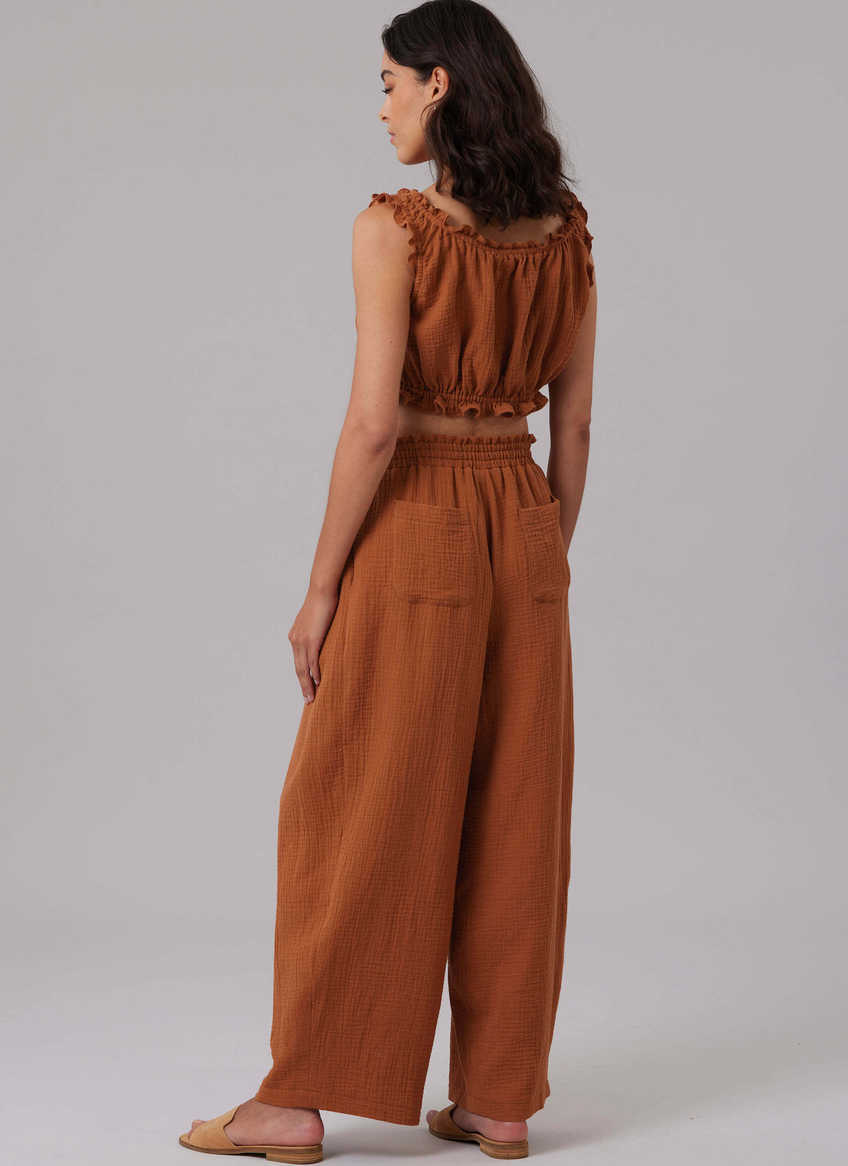 Patron McCall's n°8634 – Short et pantalon ample à plis