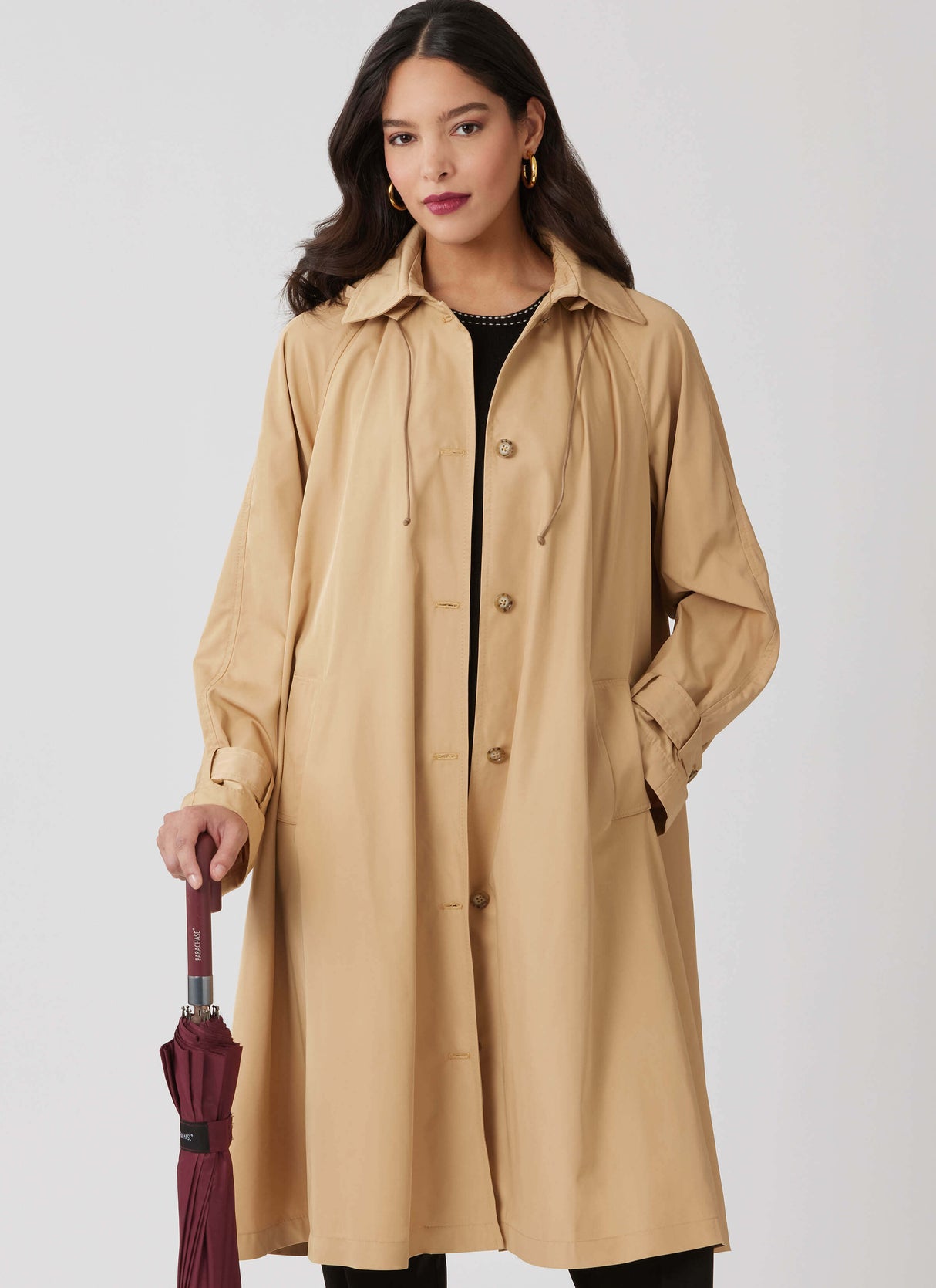 Patron McCall's n°8655 – Trench-coat évasé à capuche