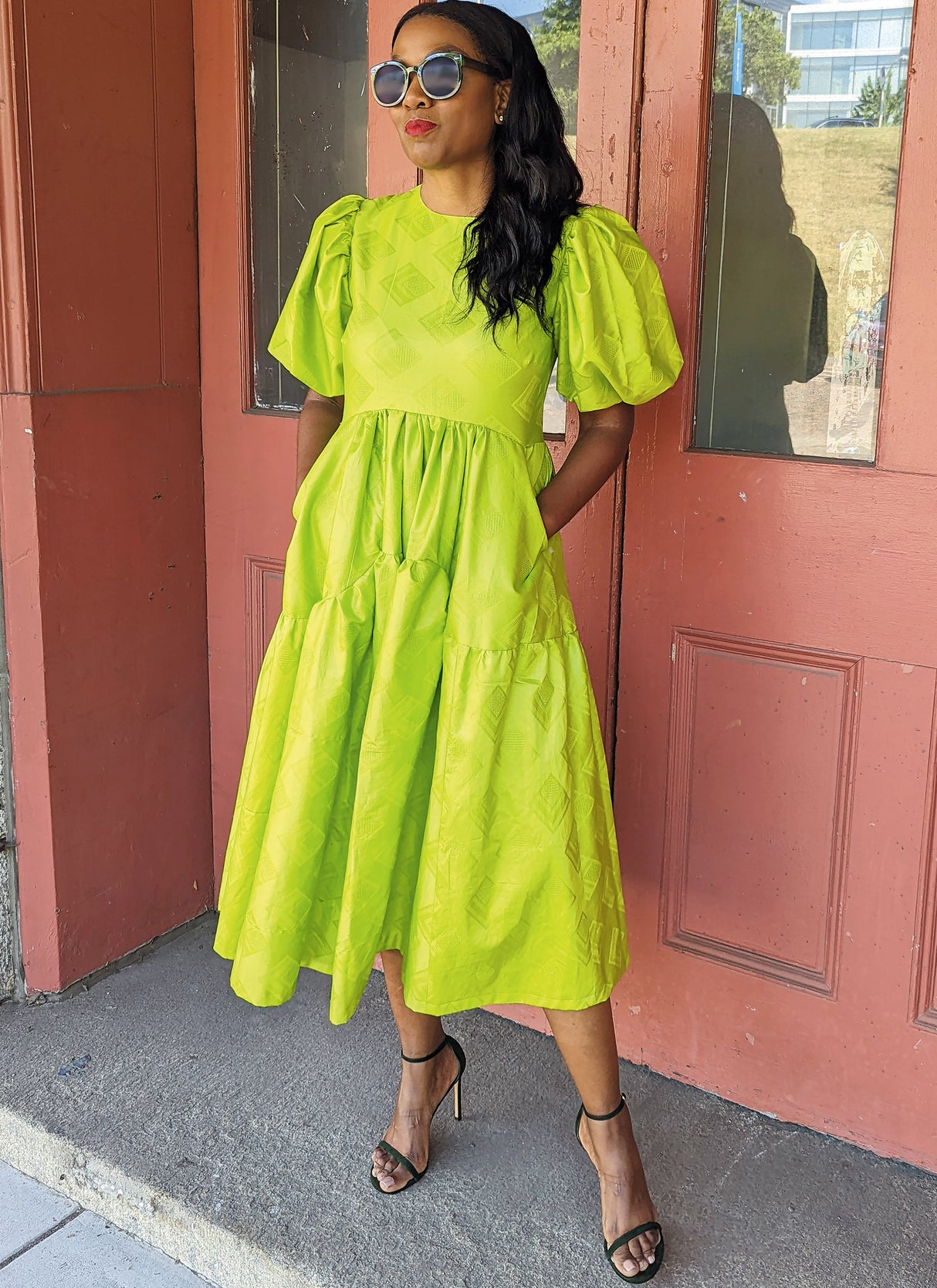Patron Know Me n°2016 – Robe à volants pour femmes