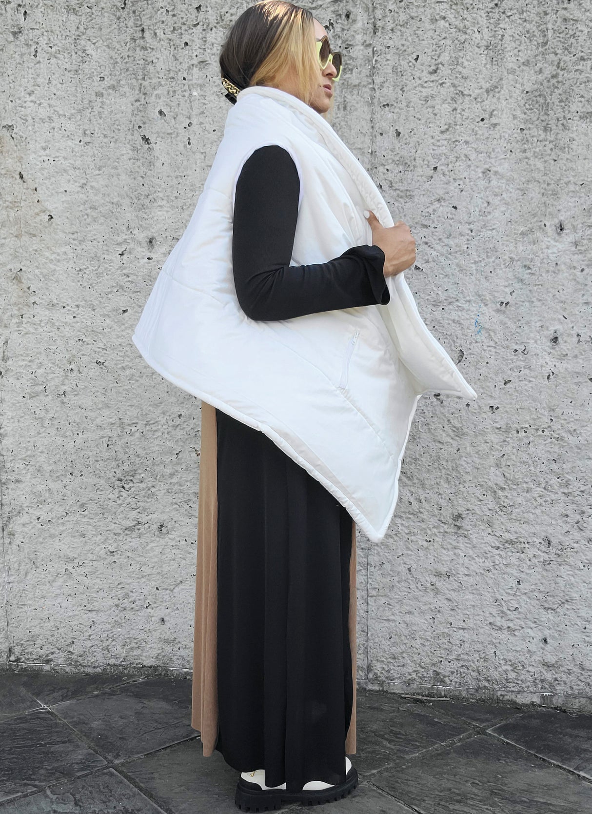 Patron Know Me n°2098 – Robe en tricot avec encolure croisée et manteau doublé