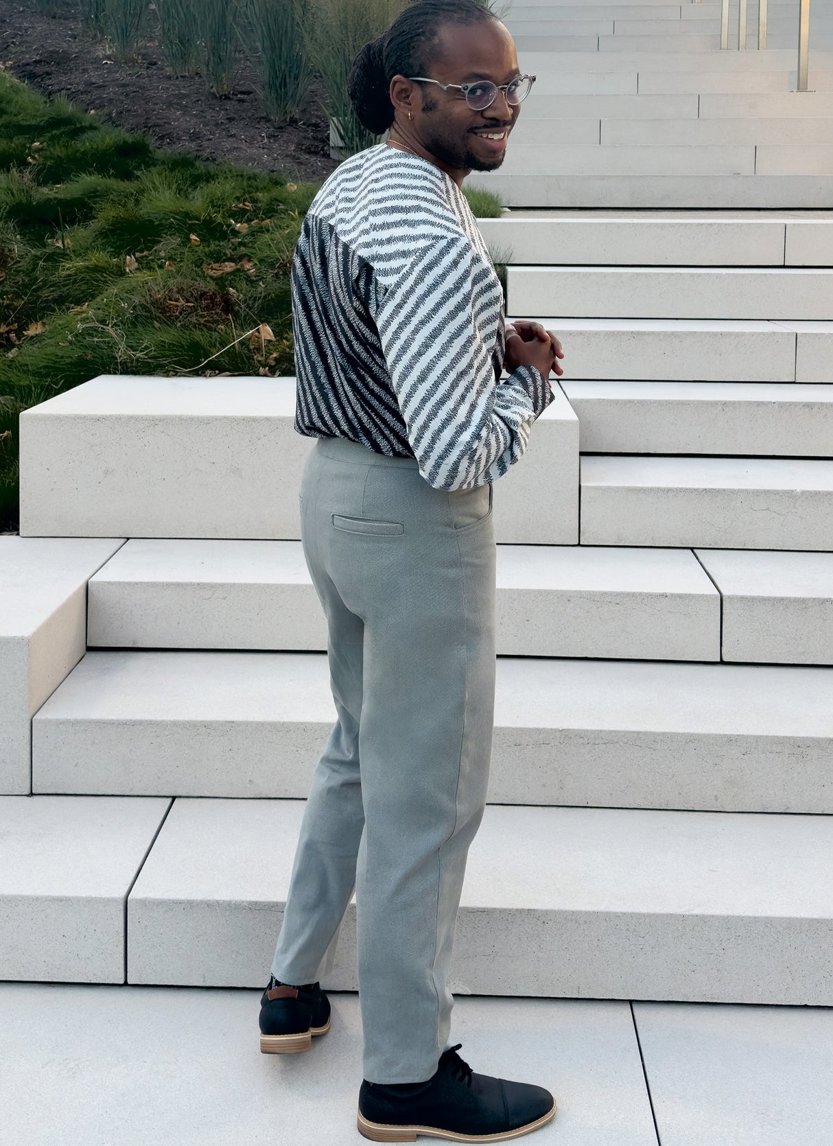 Patron Know Me n°2113 – Chemise sans col et pantalon homme