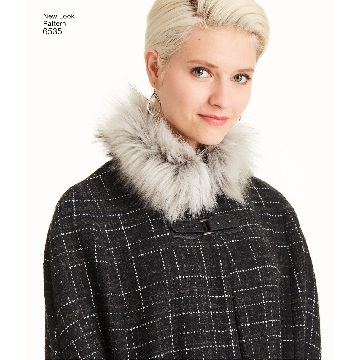 Patron New Look n°6535 – Capes et manteaux col montant