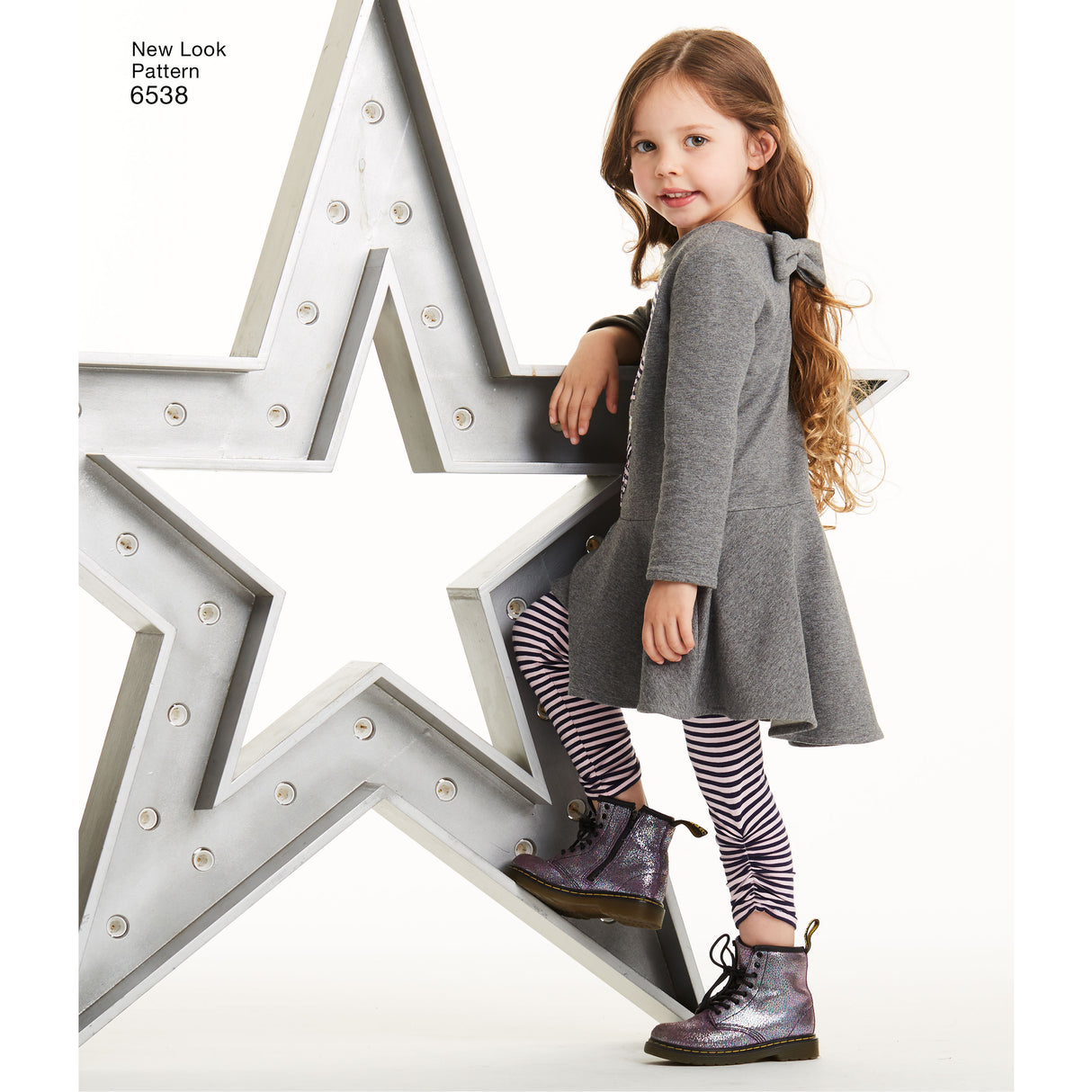 Patron New Look n°6538 – Ensemble robe et legging pour fille