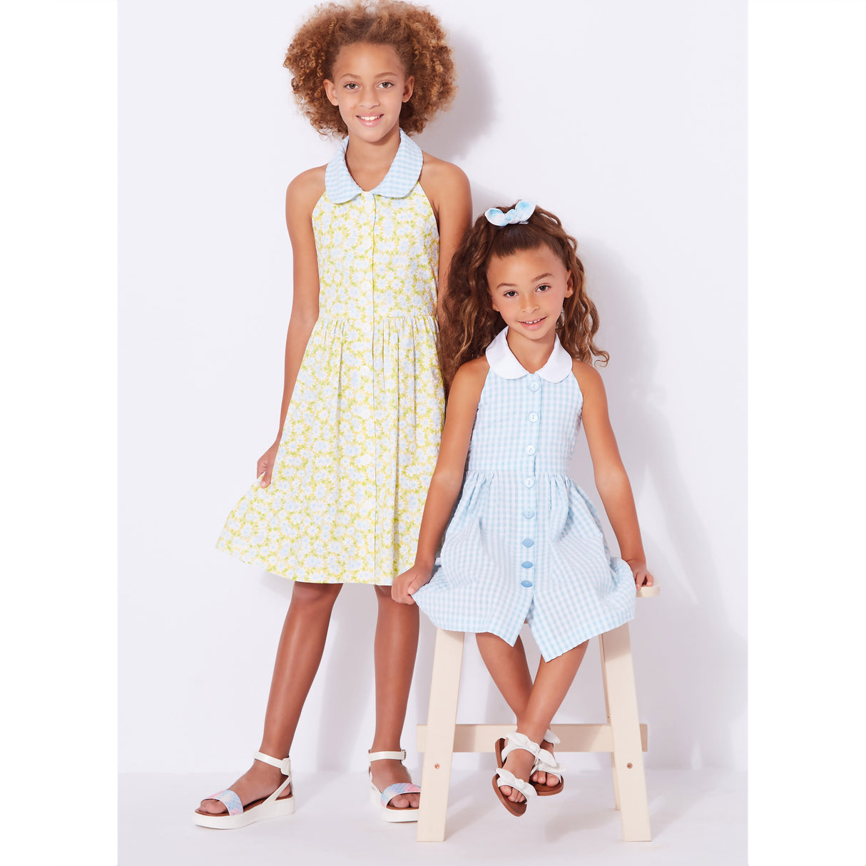 Patron New Look n°6727 - Robe pour fille avec col claudine