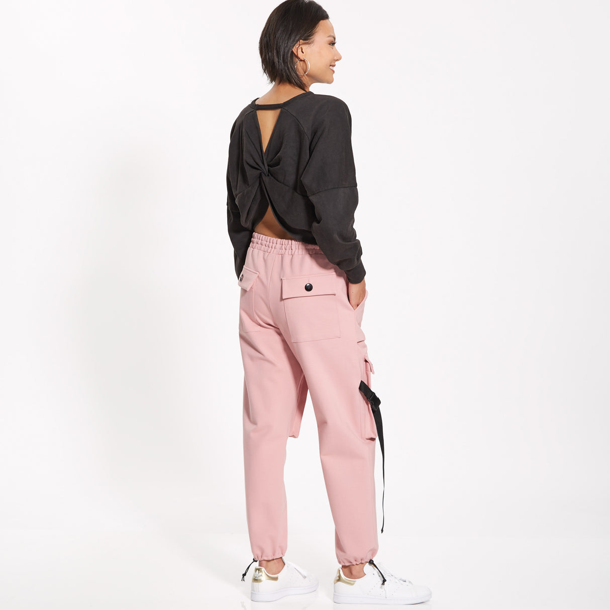 Patron New Look n°6745 – Pantalon cargo unisexe