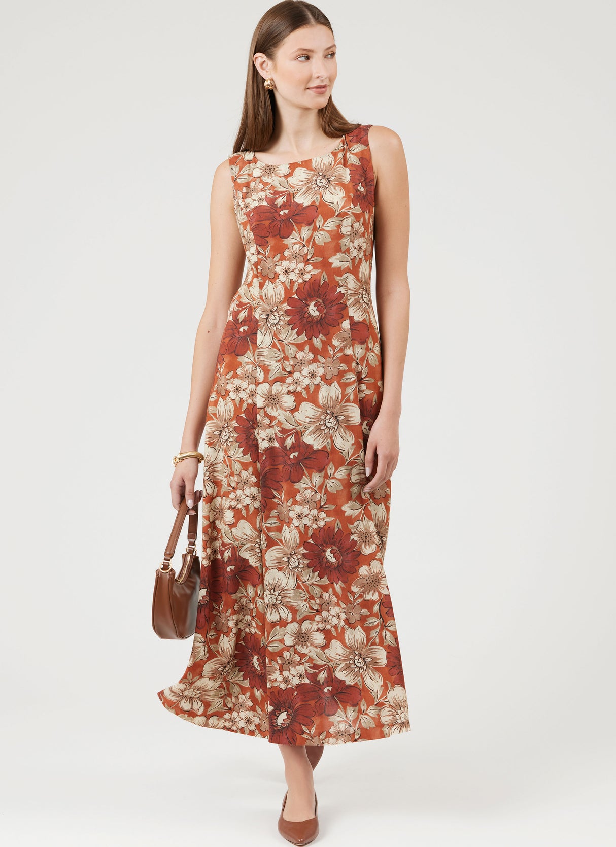 Patron New Look n°6785 - Robe trapèze sans manches et manteau élégant