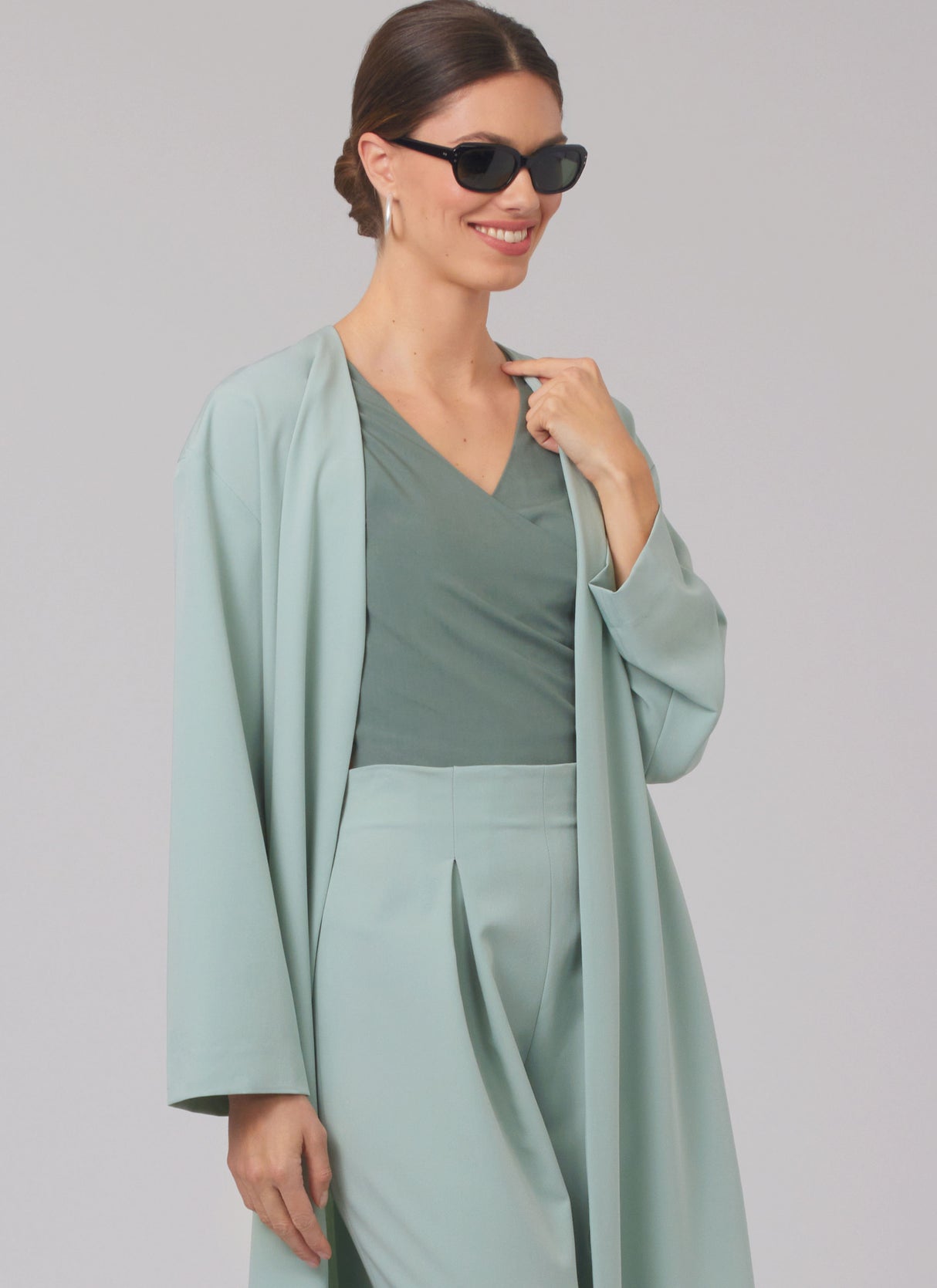 Patron New Look n°6796 – Manteau, hauts & pantalon