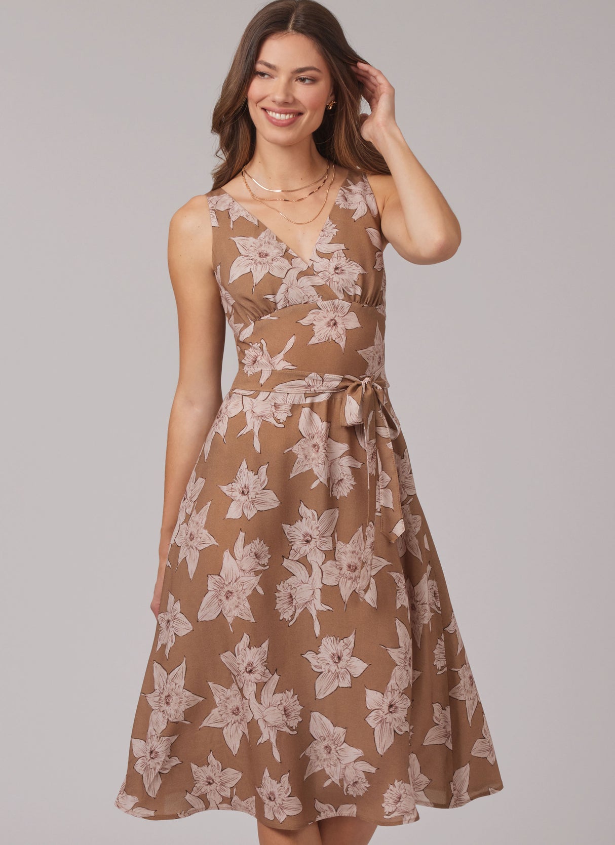 Patron New Look n°6800 – Robes à bretelles & encolure halter