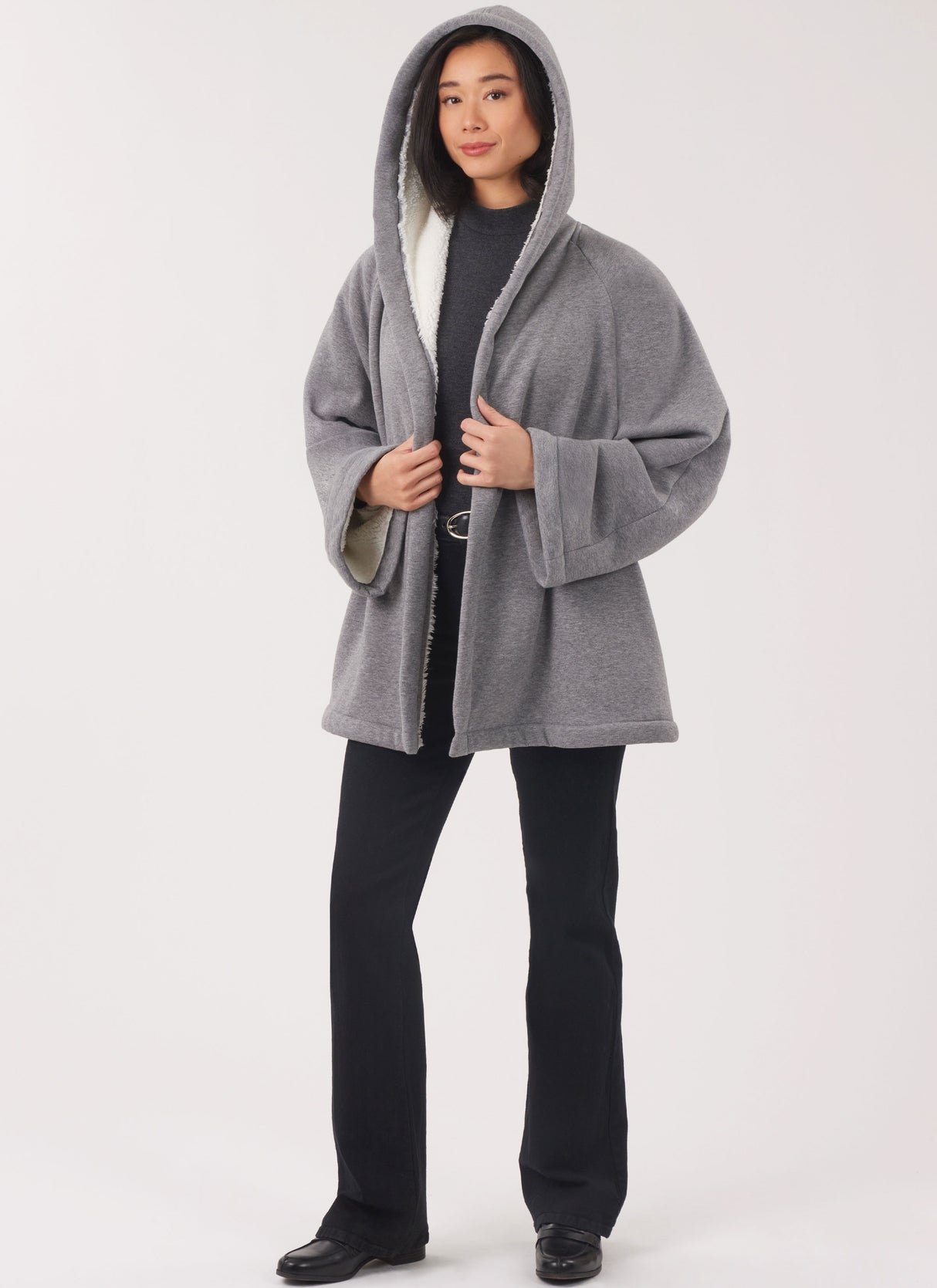 Patron New Look n°6811 – Manteau à capuche deux longueurs