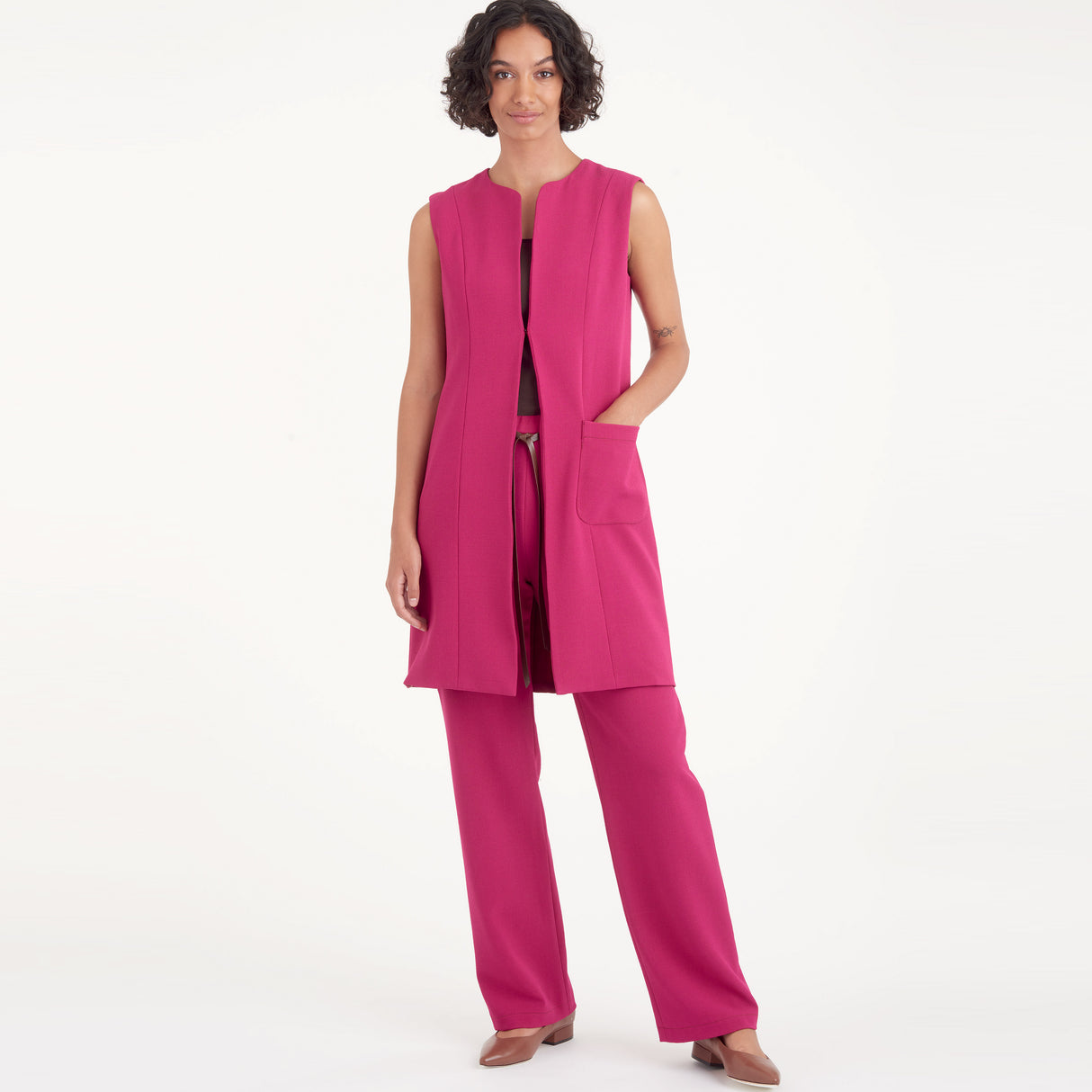Patron Simplicity n°9184 – Ensemble gilet sans manches et pantalon droit
