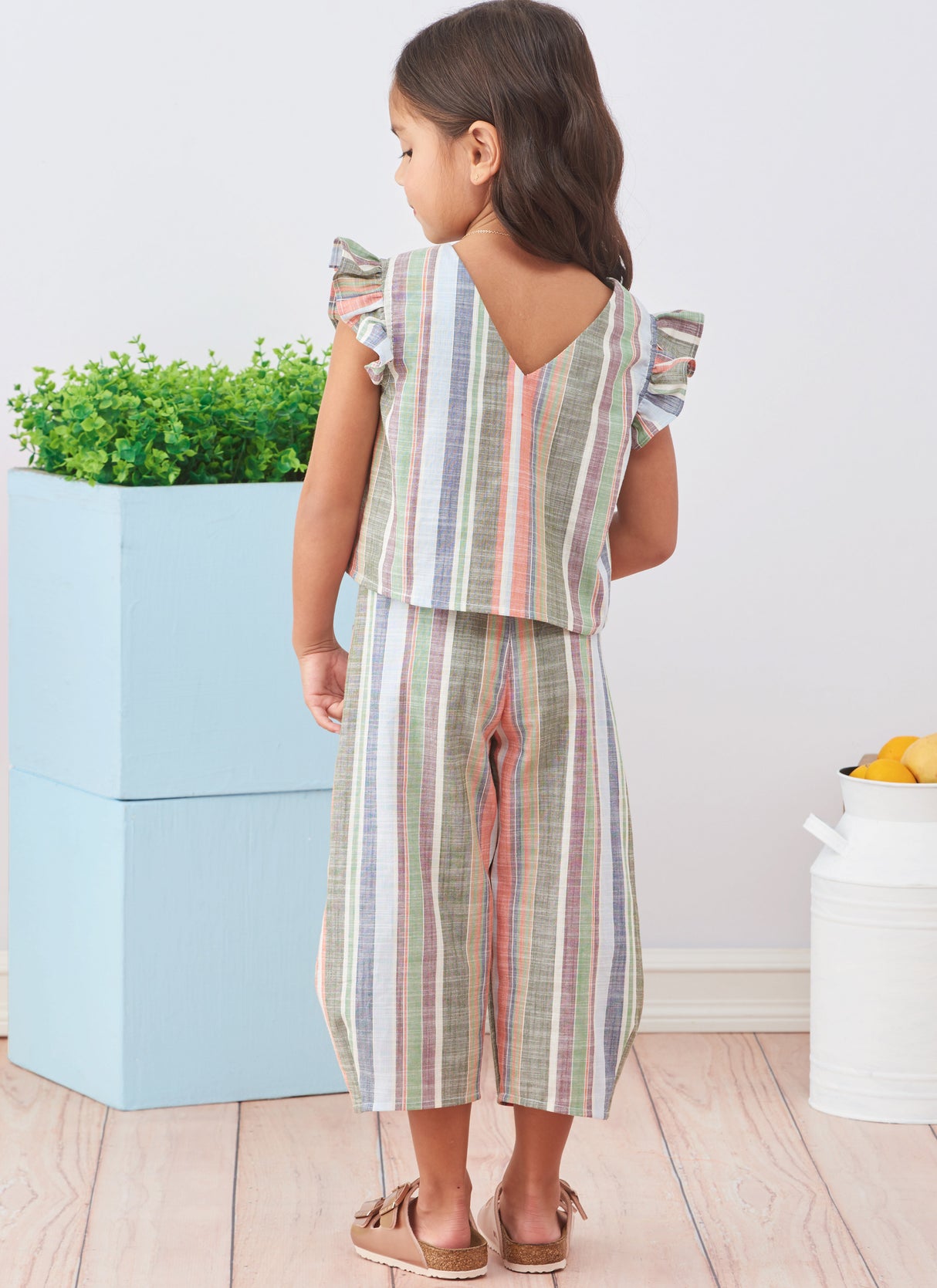 Patron Simplicity n°9761 – Robe, haut et pantalon pour enfants et jeunes filles