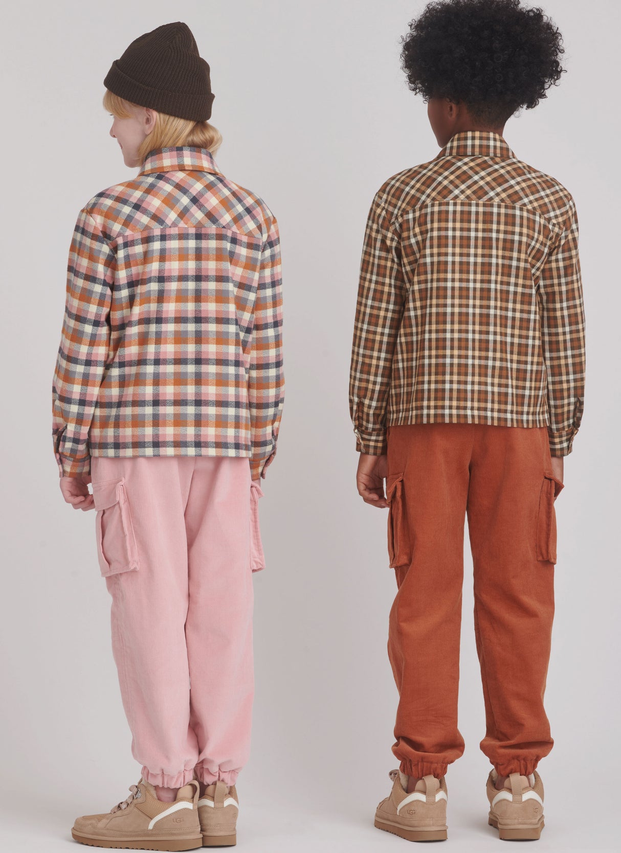 Patron Simplicity n°9864 – Chemise et pantalon cargo pour enfants