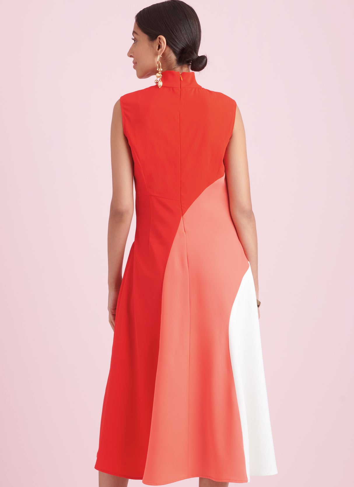 Patron Simplicity n°9886 – Robe color‑block mi‑longue évasée