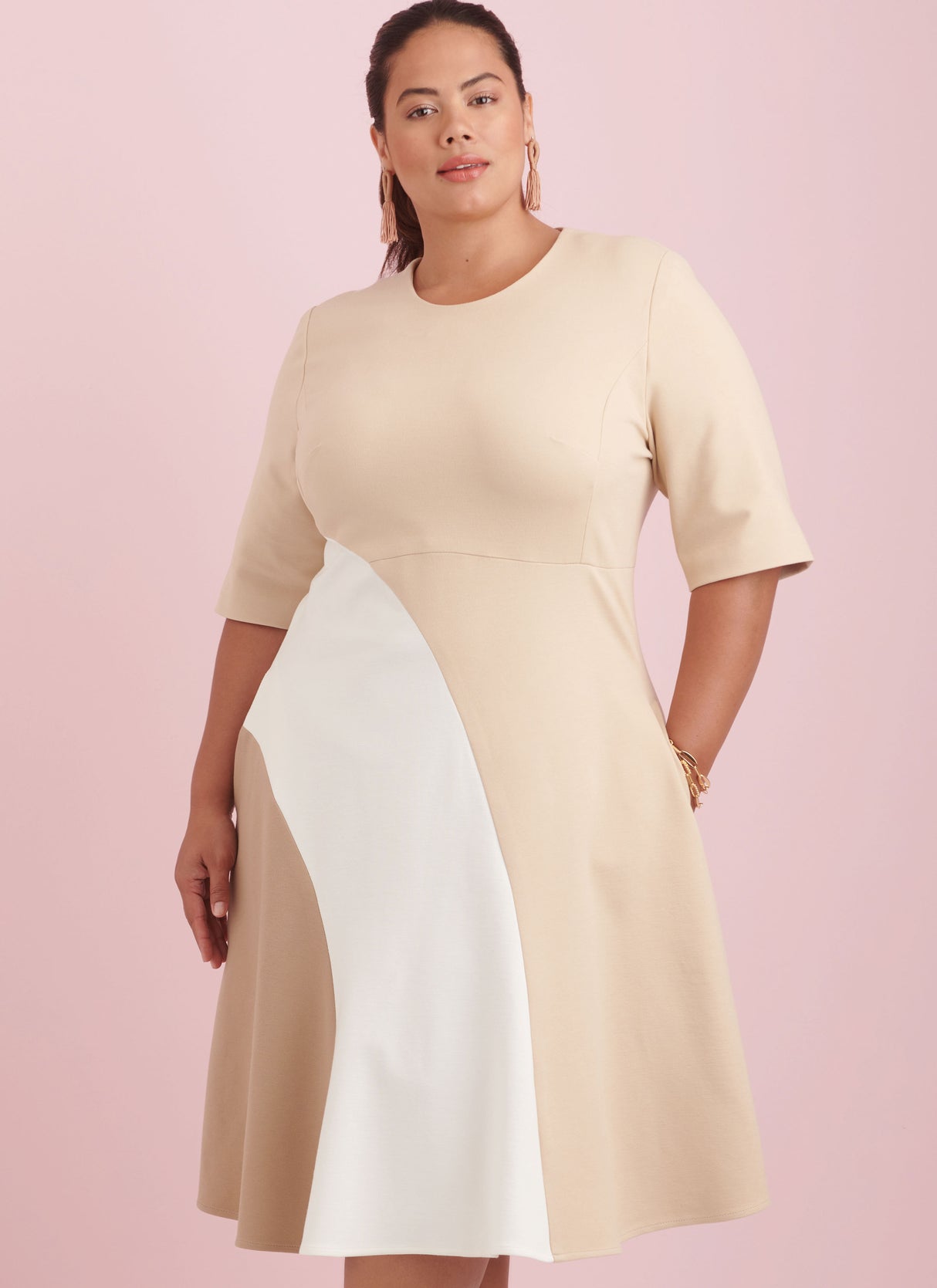 Patron Simplicity n°9887 – Robe color‑block à panneaux princesse