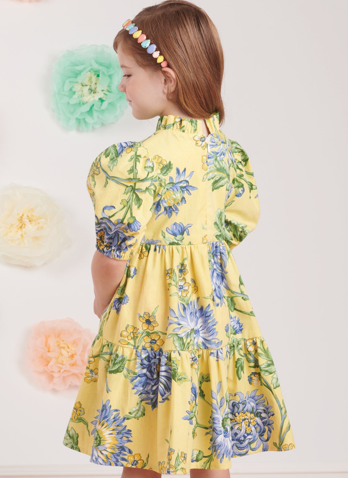 Patron Simplicity n°9900 – Robe enfants à volants et poches