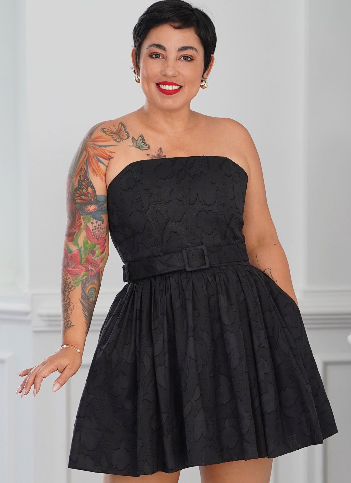 Patron Simplicity n°9917 – Robe ceinturée à encolure carrée