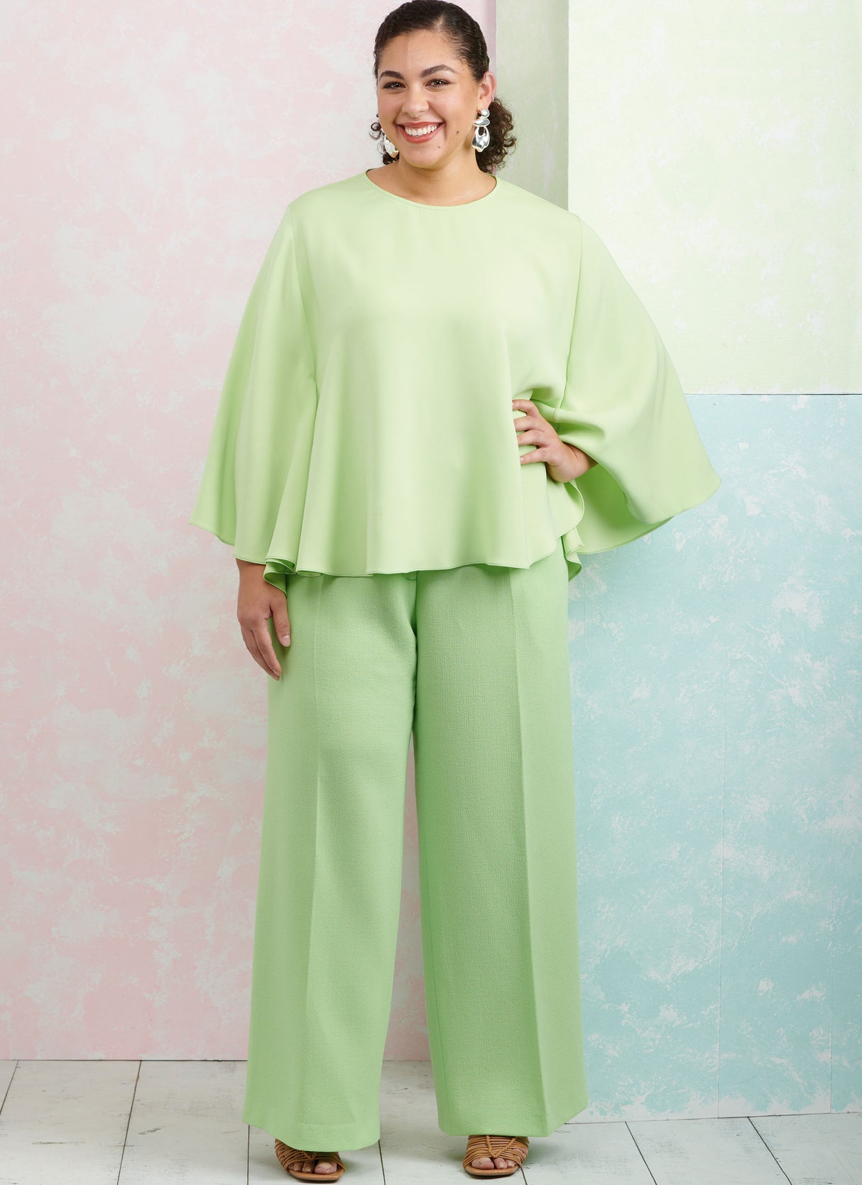 Patron Simplicity n°9926 – Top cape et pantalon palazzo