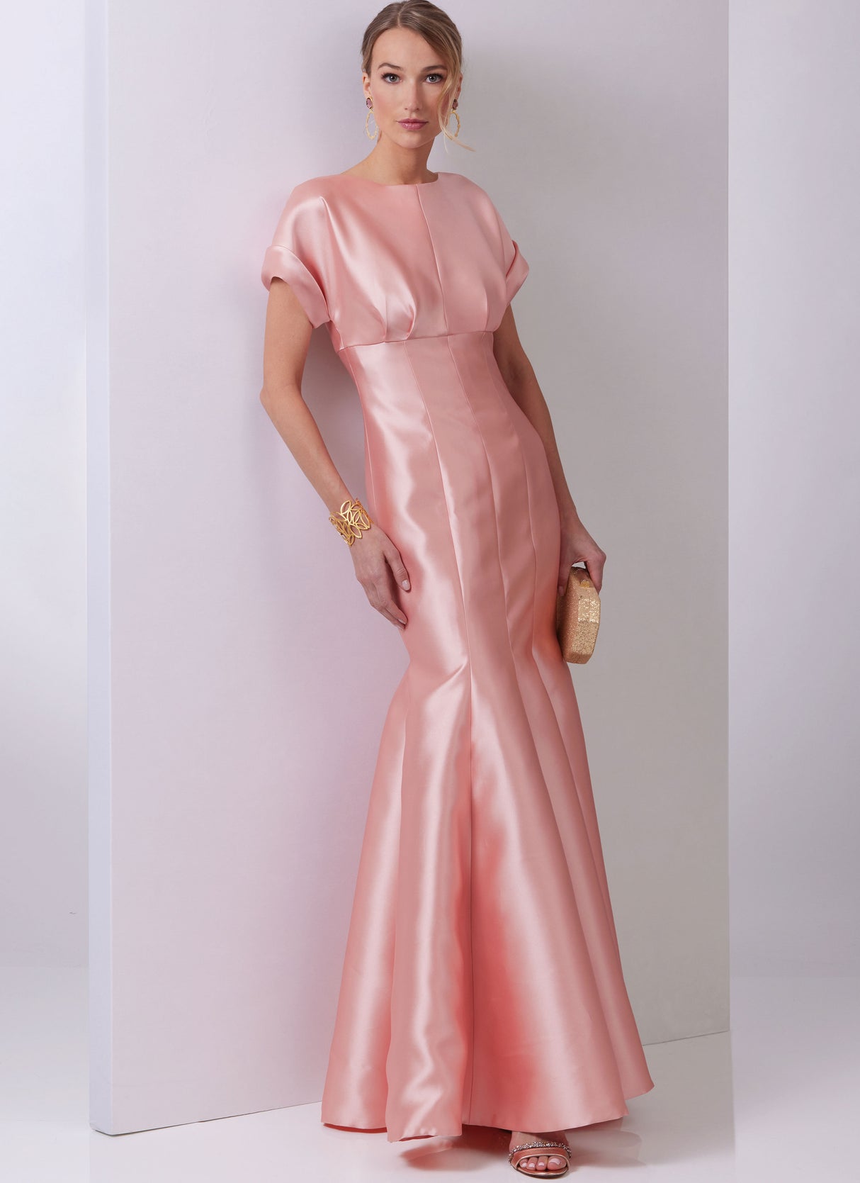 Patron Vogue n°2027 - Robe élégante en deux longueurs avec jupe à godets