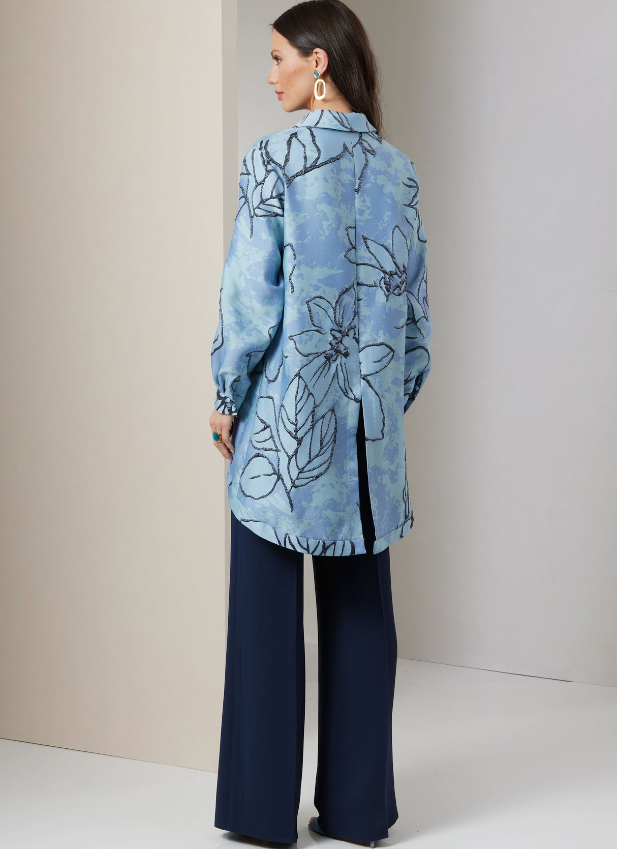 Patron Vogue n°2037 - Chemise, haut court et pantalon