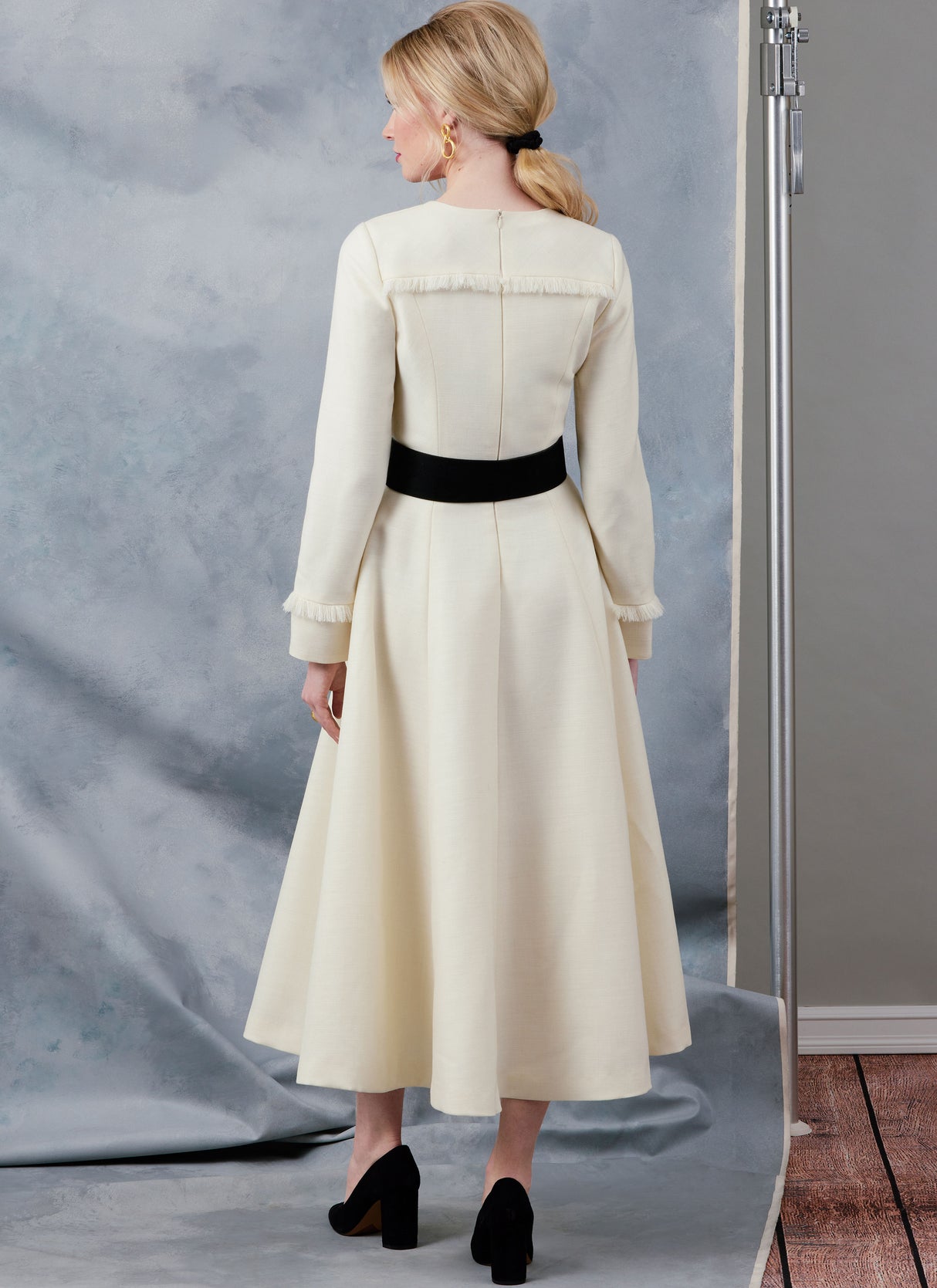 Patron Vogue n°2046 - Robe fit-and-flare avec variations de manches et de longueur