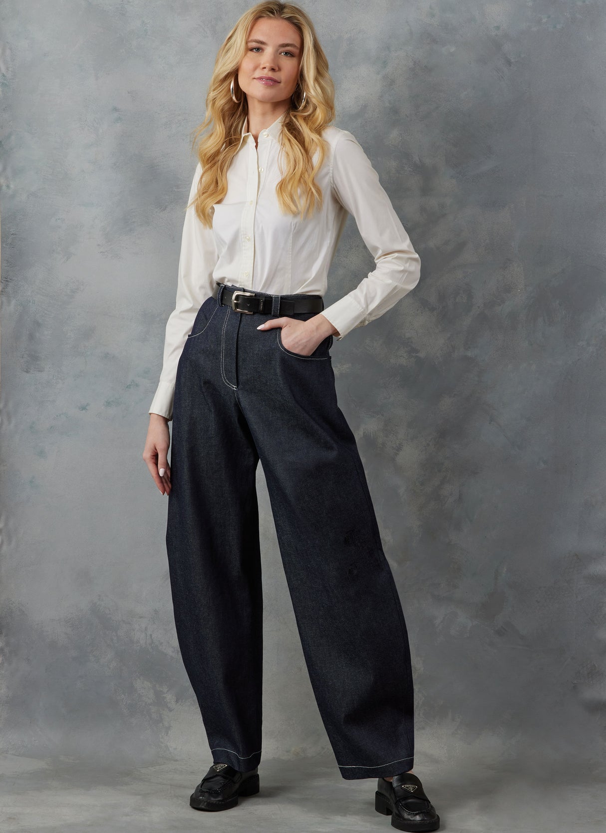 Patron Vogue n°2051 - Pantalon taille haute à jambes larges avec poches