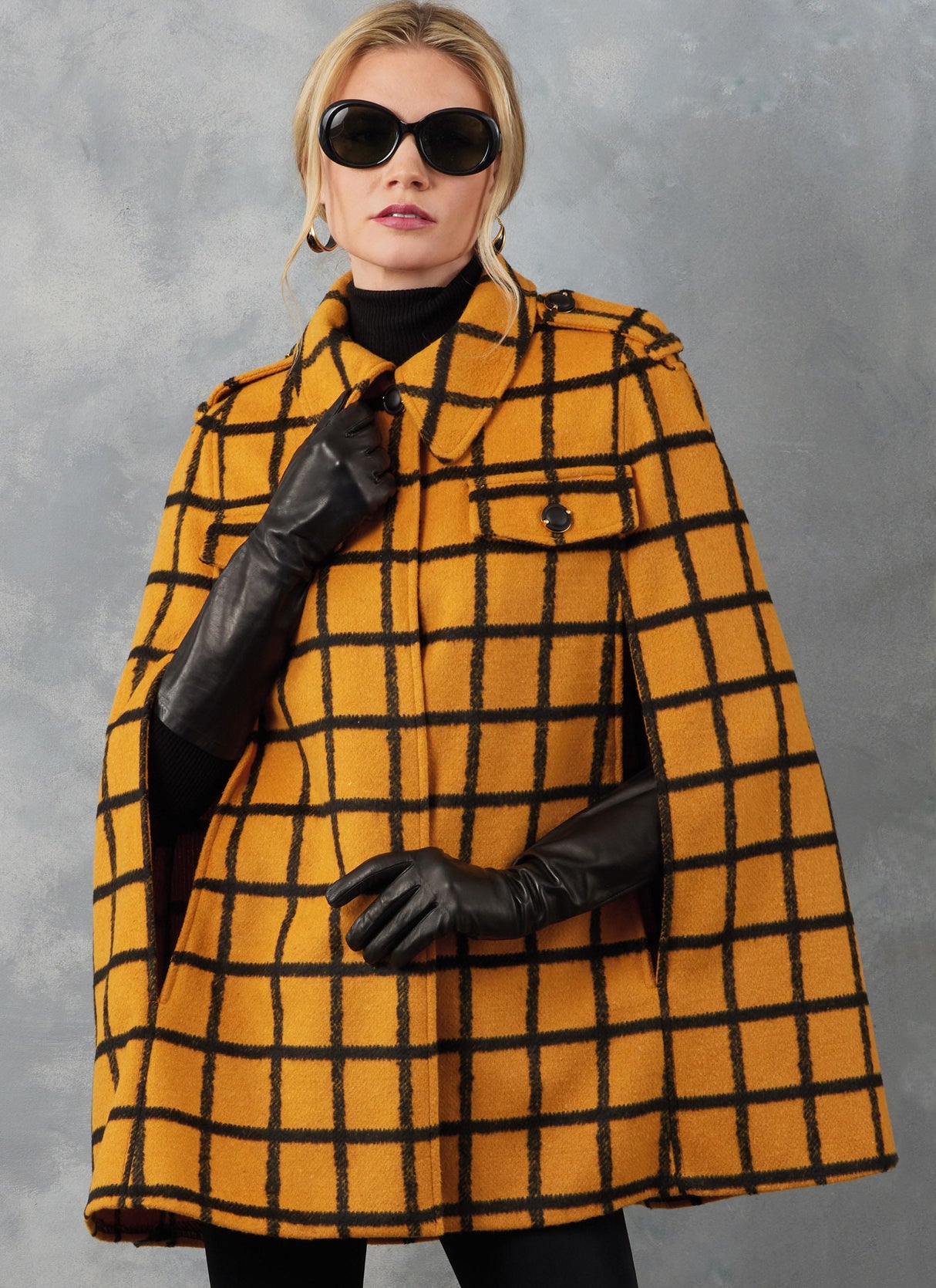 Patron Vogue n°2054 - Cape élégante avec ceinture
