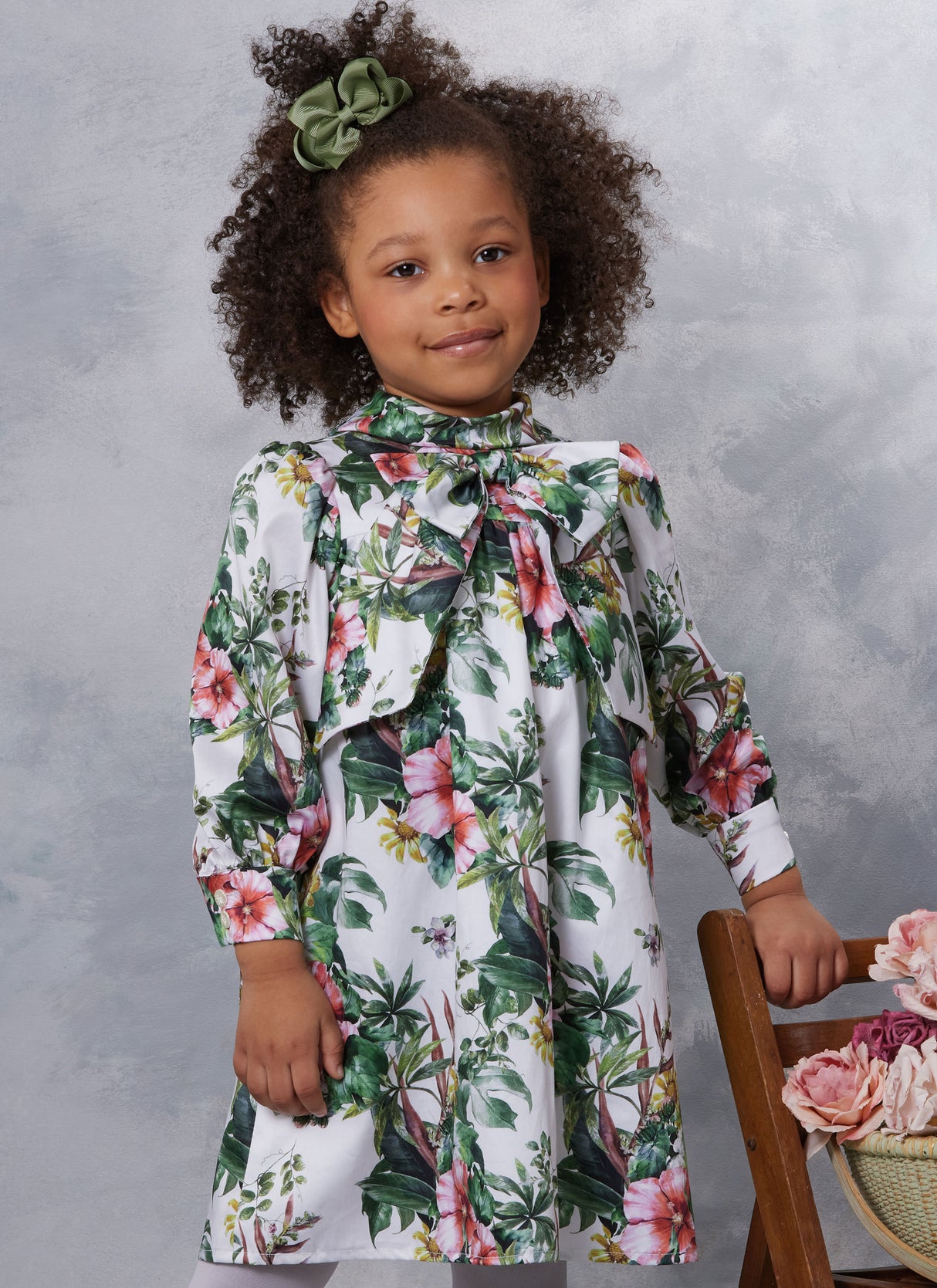 Patron Vogue n°2059 - Robe trapèze élégante avec col contrastant