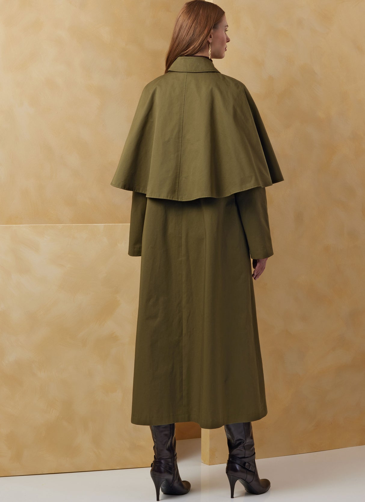 Patron Vogue n°2074 - Manteau cape pour femme