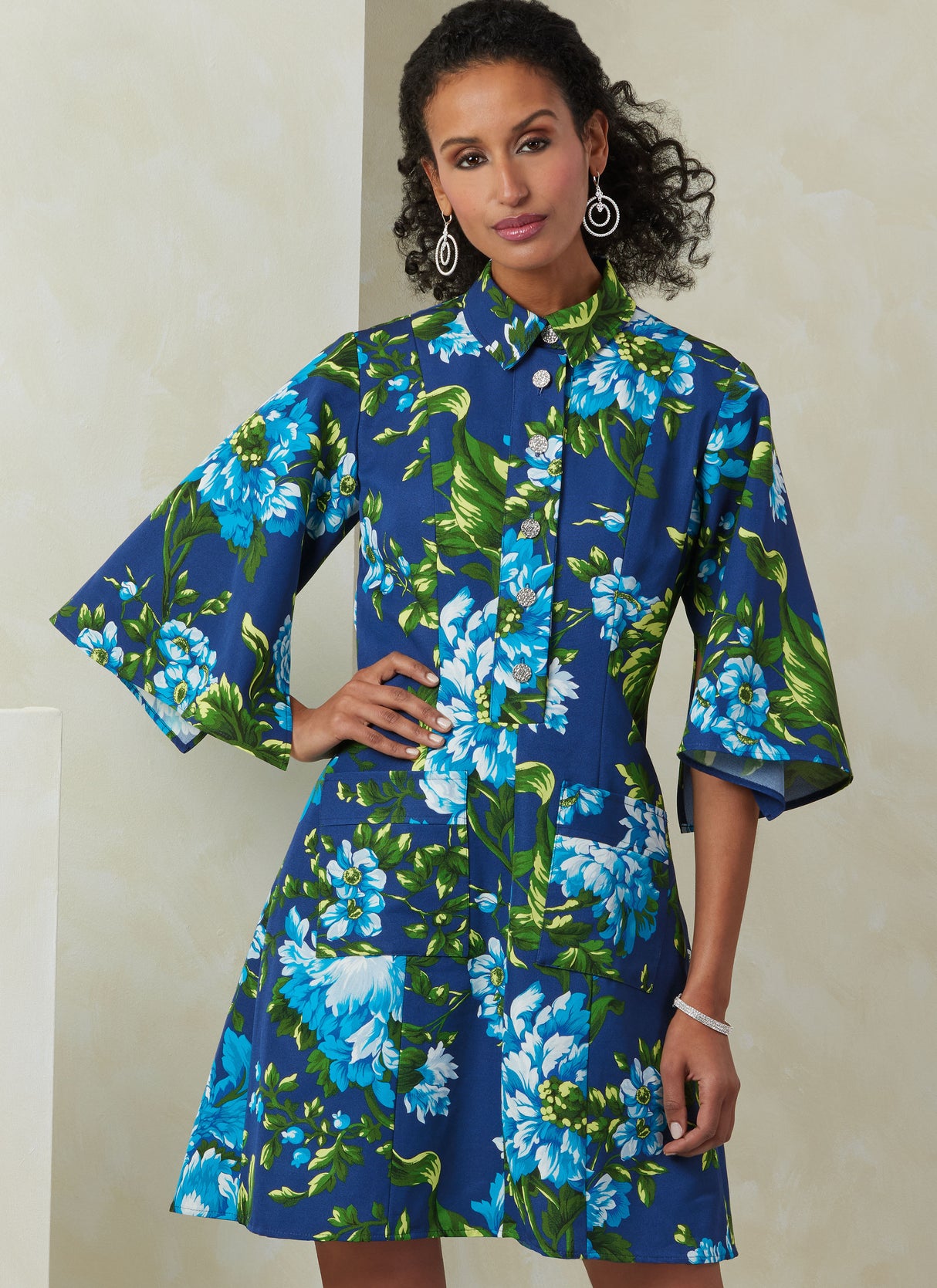 Patron Vogue n°2083 - Robe polo asymétrique deux longueurs