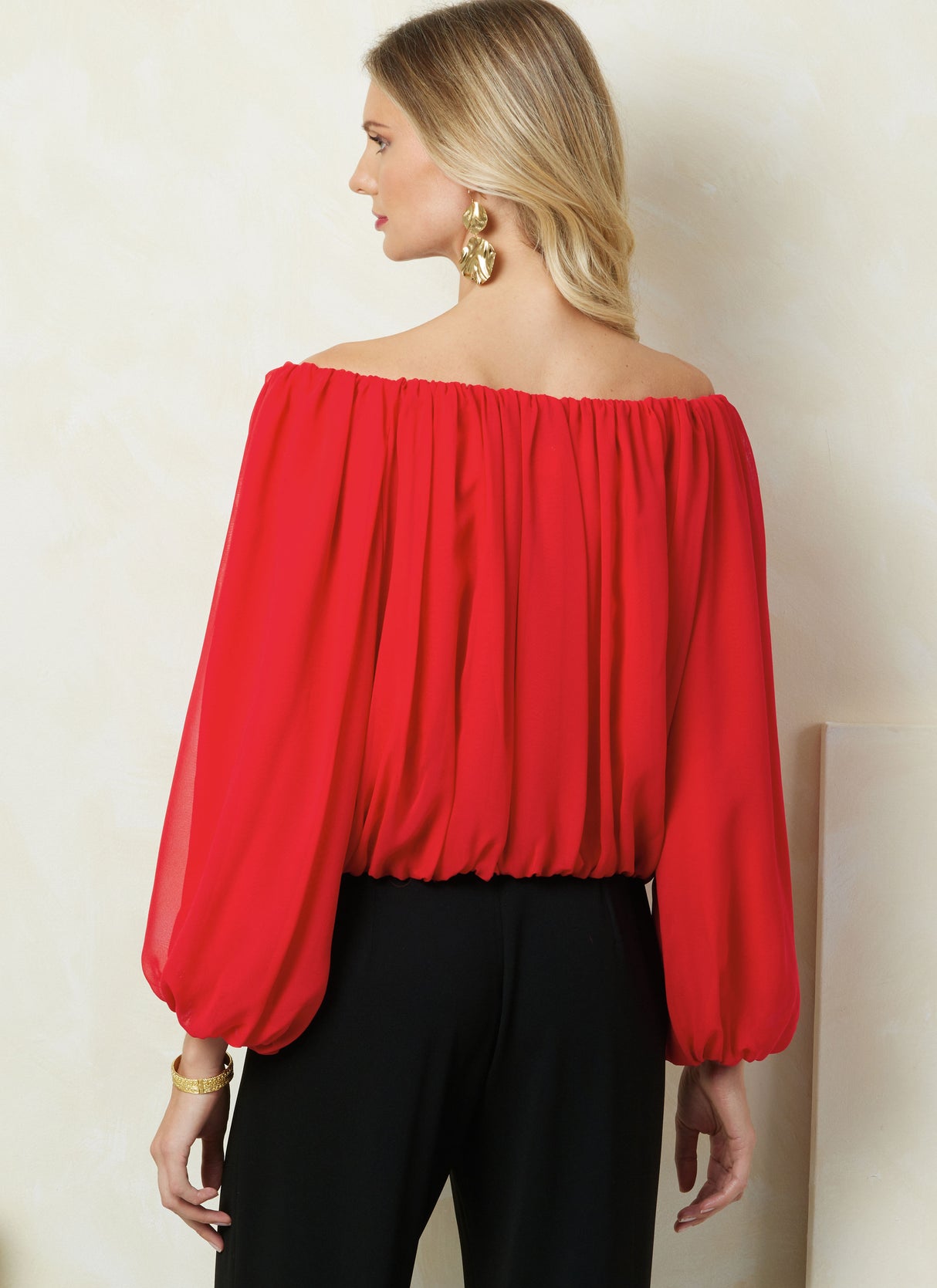 Patron Vogue n°2091 - Top drapé style bulle à manches ou rubans