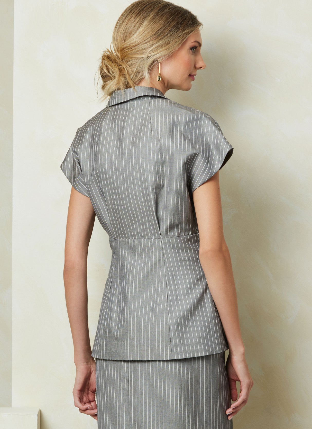 Patron Vogue n°2097 - Top, jupe ajustée & pantalon semi-ajusté