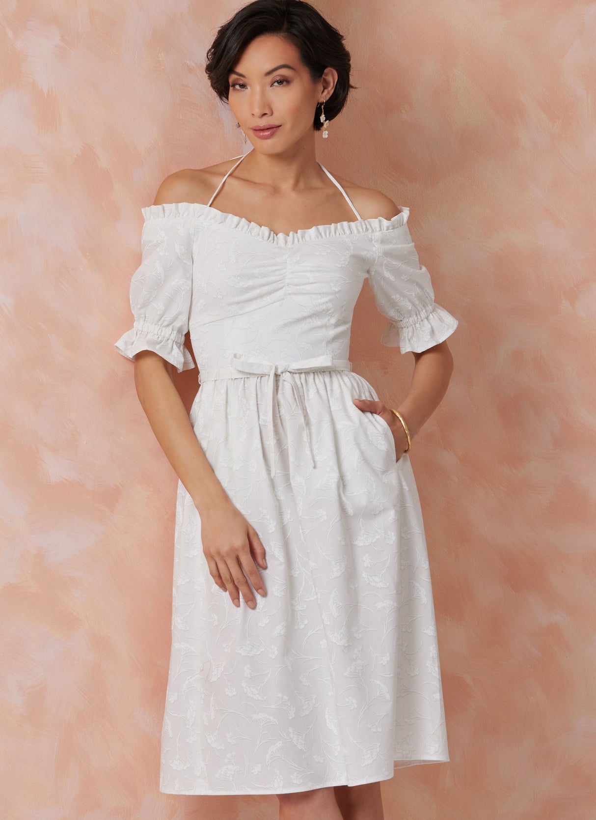 Patron Vogue n°2107 - Robe mi‑longue ou maxi bardot & ceinture
