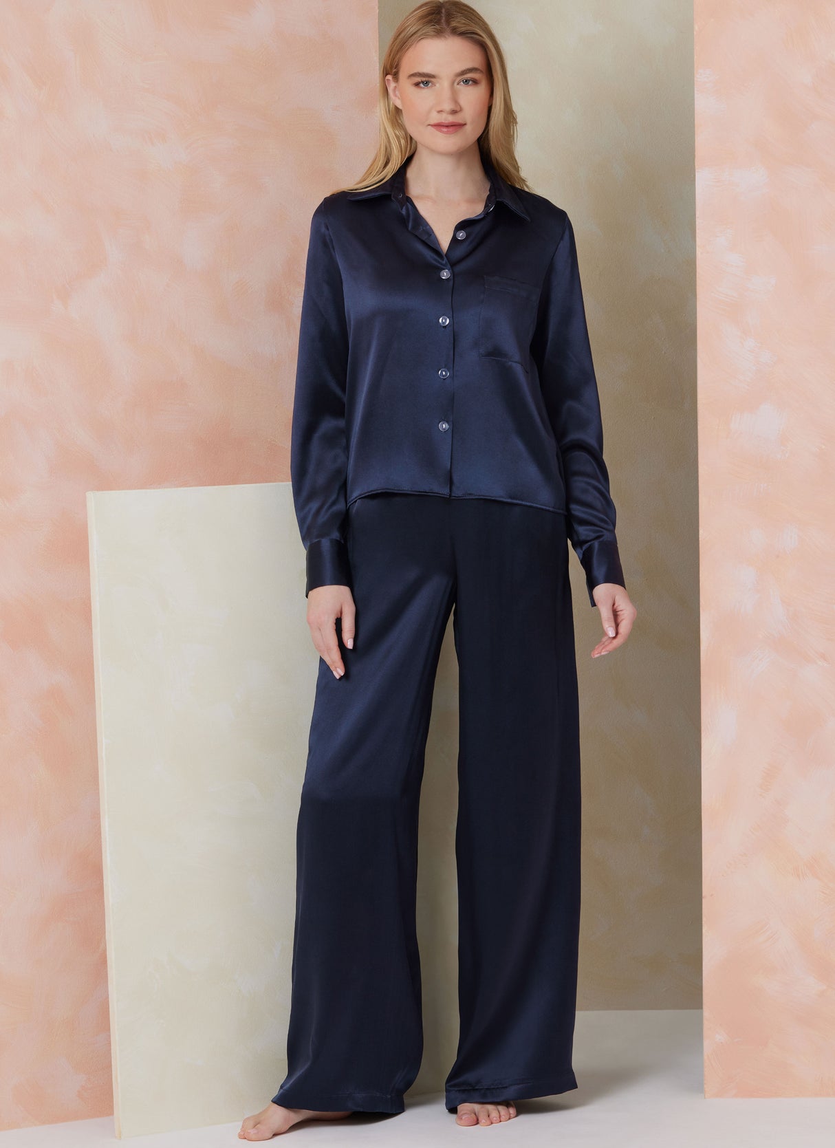 Patron Vogue n°2119 - Pyjama féminin complet chemise & pantalon