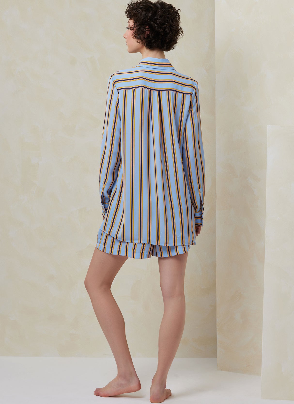 Patron Vogue n°2119 - Pyjama féminin complet chemise & pantalon
