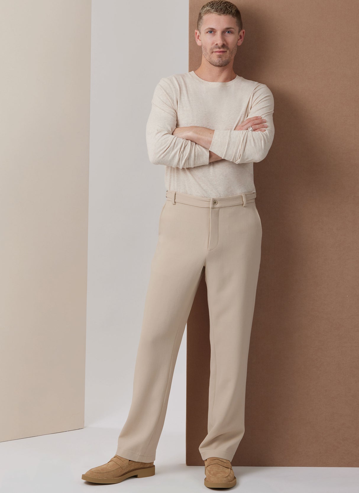Patron Vogue n°2142 – Chemise à emmanchures basses & pantalon droit