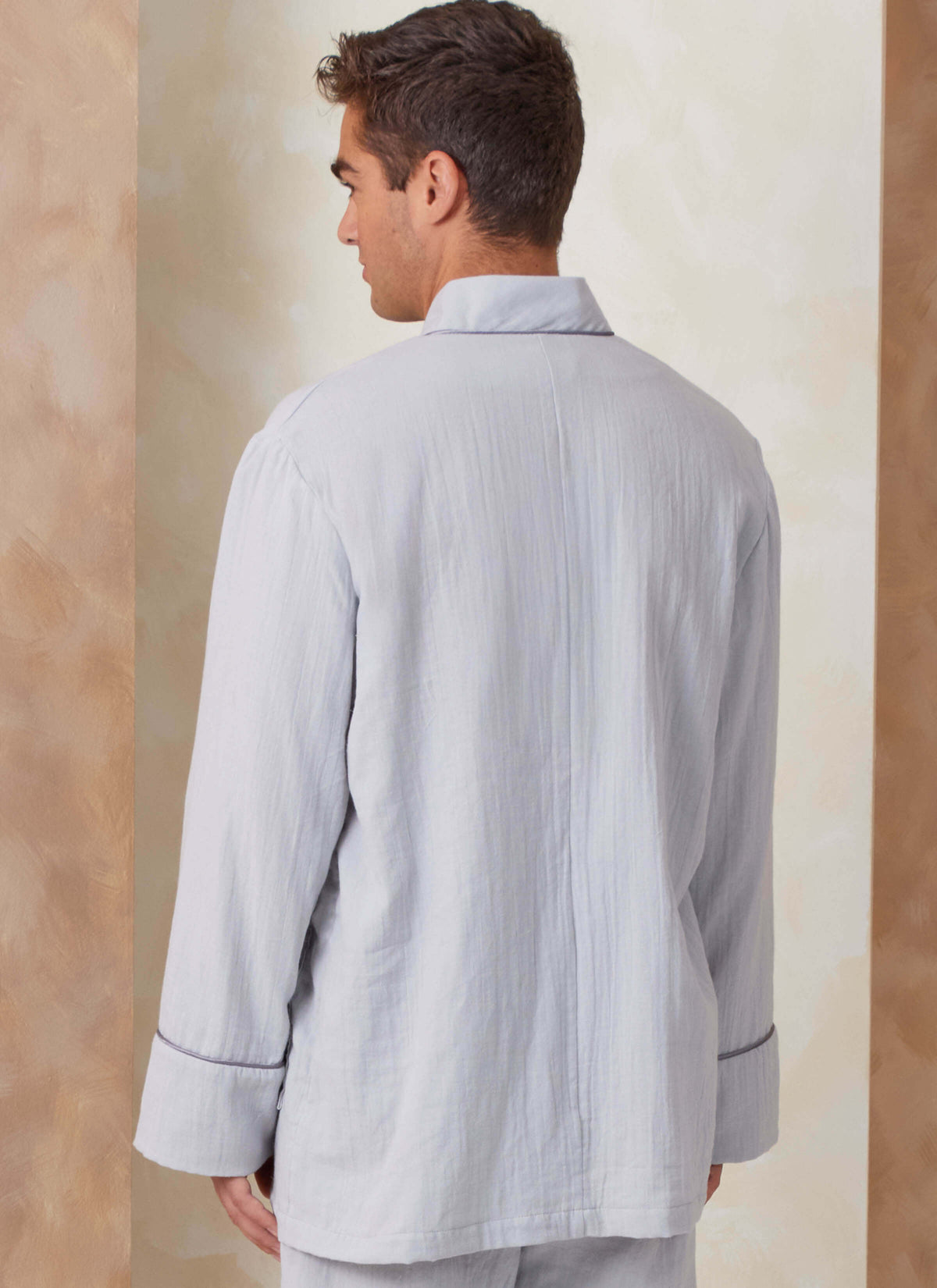 Patron Vogue n°2168 – Peignoir kimono, pantalon et short de pyjama