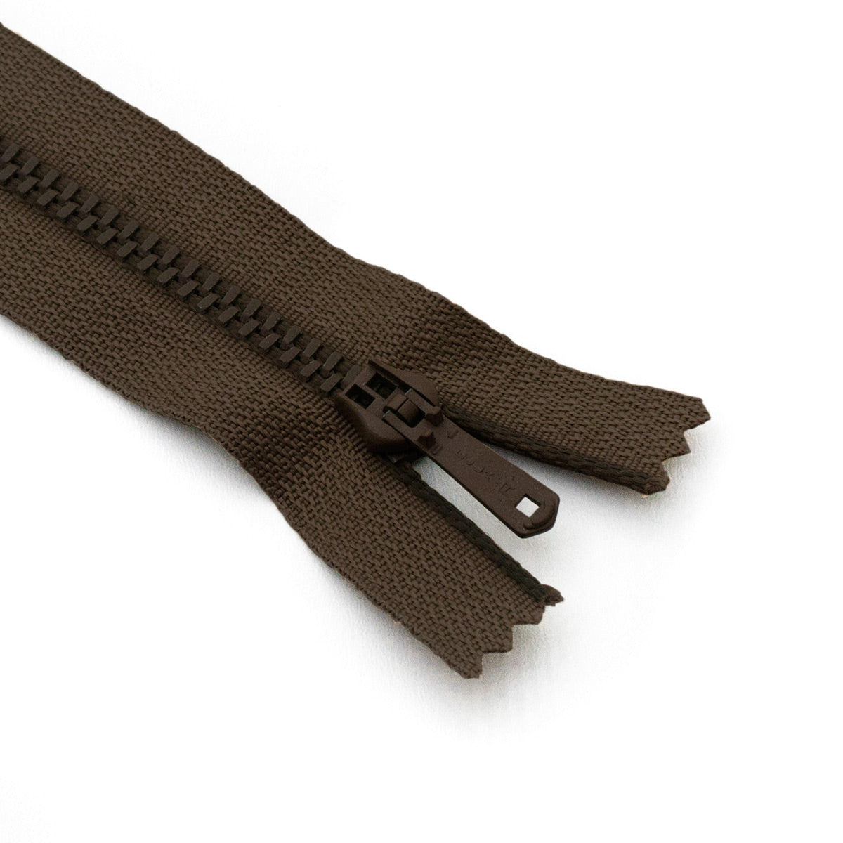 Fermeture éclair non séparable Prym Z13 marron – maille métallique 4 mm