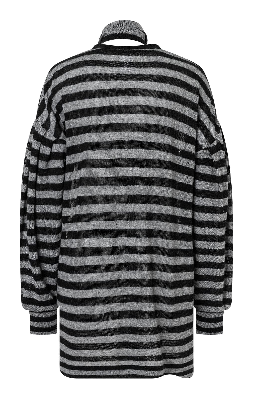 Patron Burda n°5627 - Robe sweat et pull long