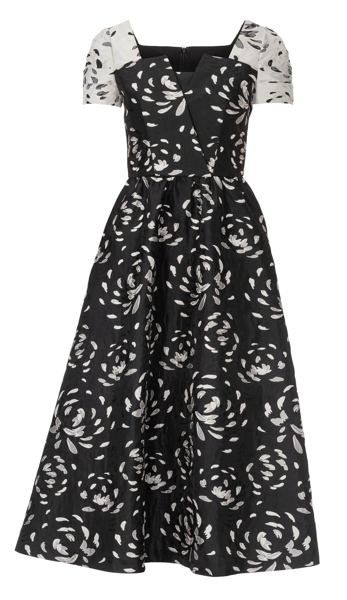 Patron Burda n°6042 – Robe rétro élégante