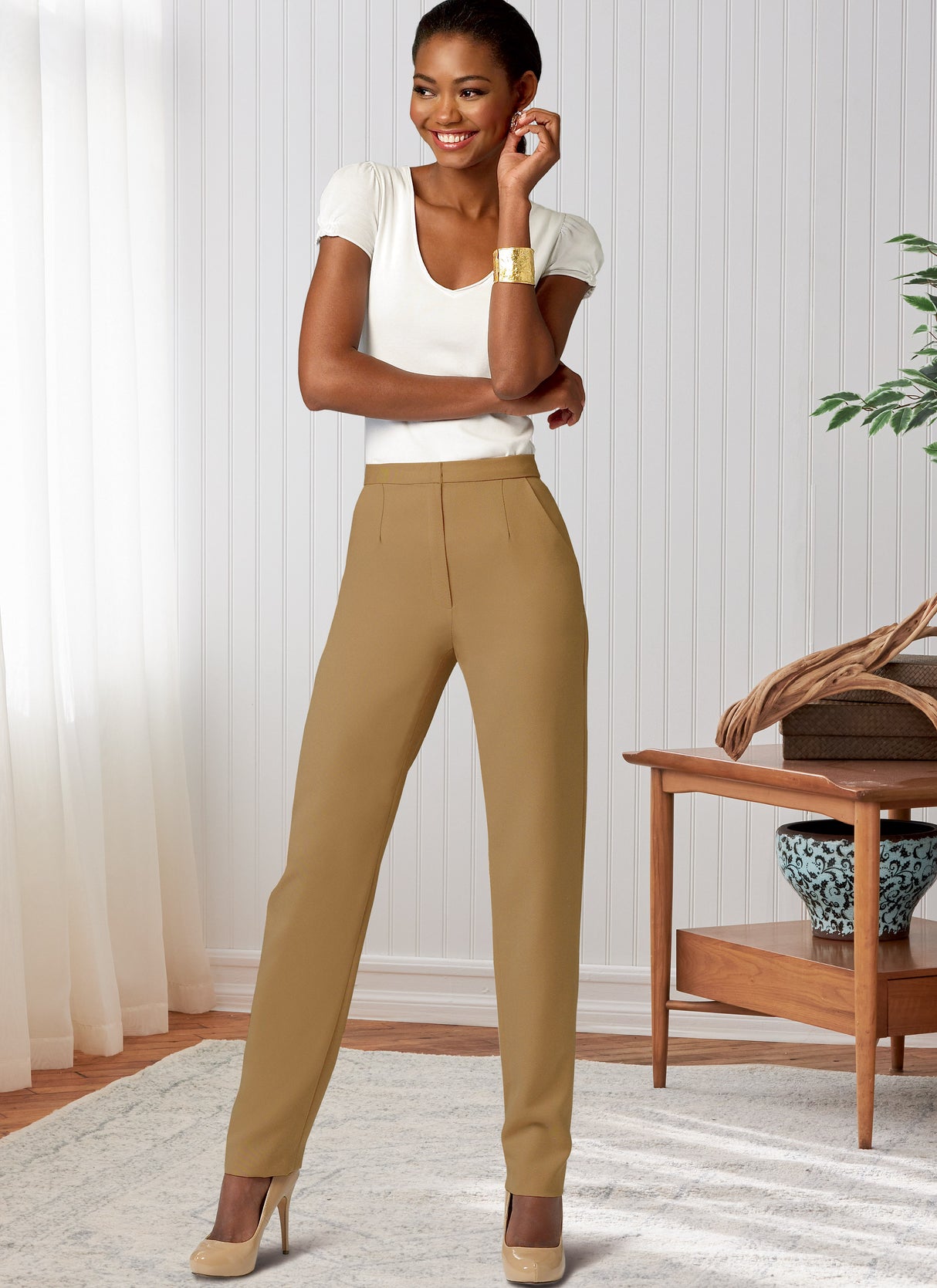 Patron Butterick n°6845 - Pantalon fuselé semi-ajusté